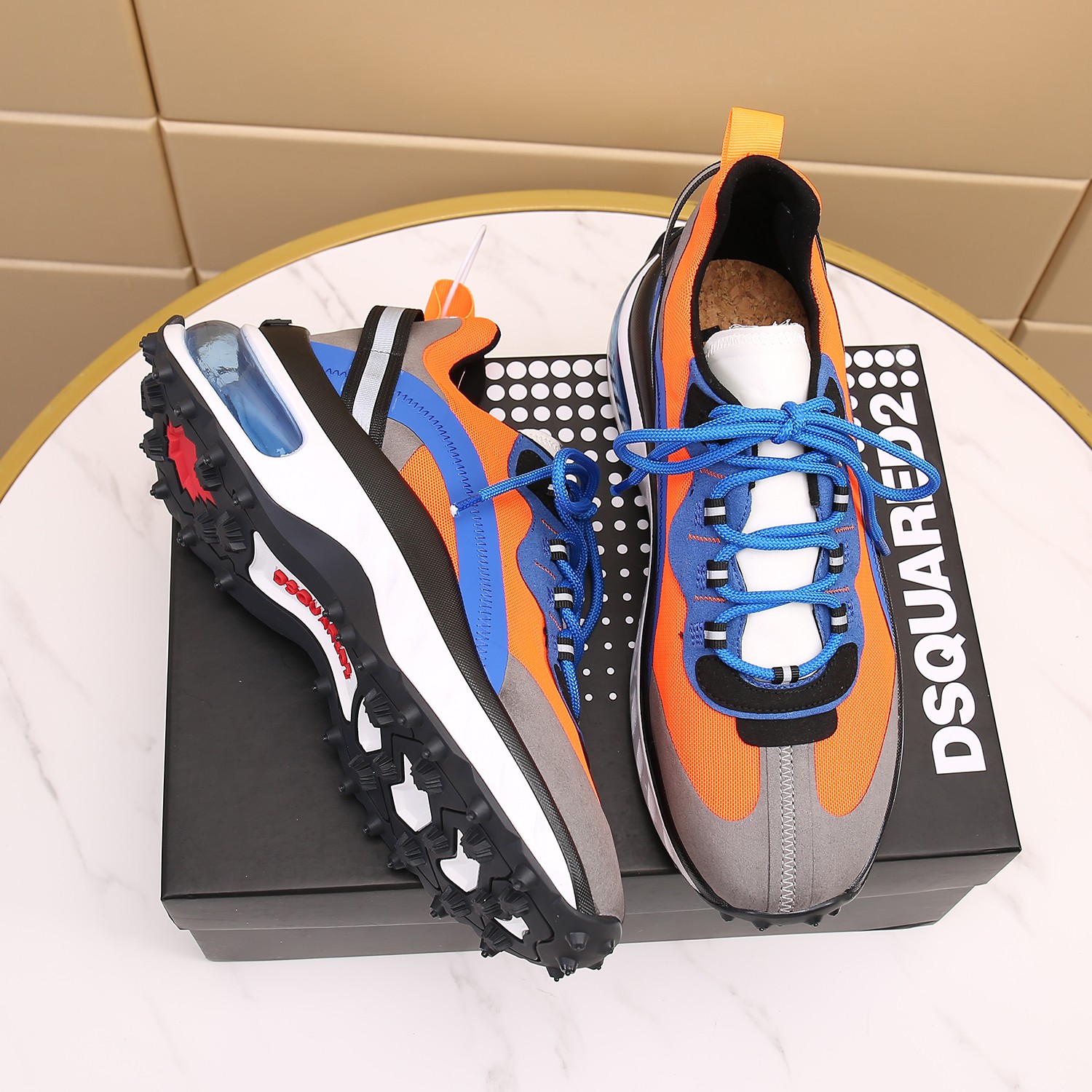 Men O*ff W*hite Top Sneakers