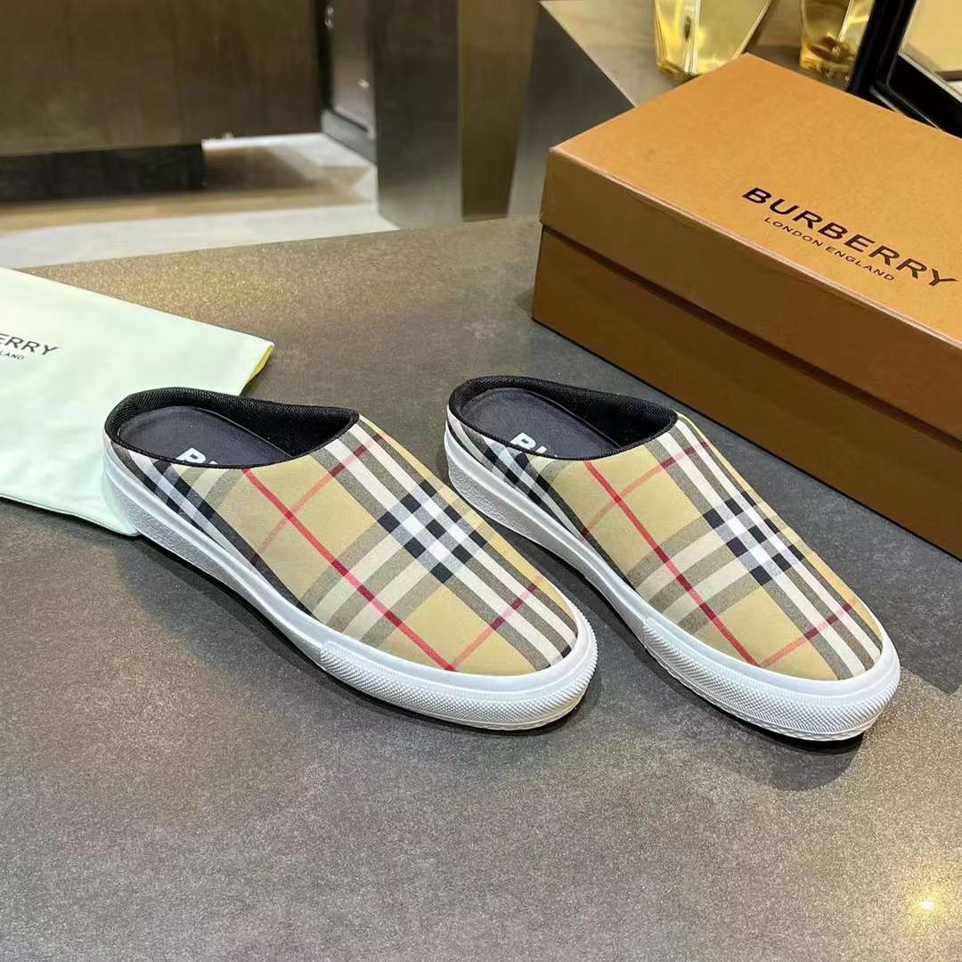 Men Women B*rberry Sneaker ()