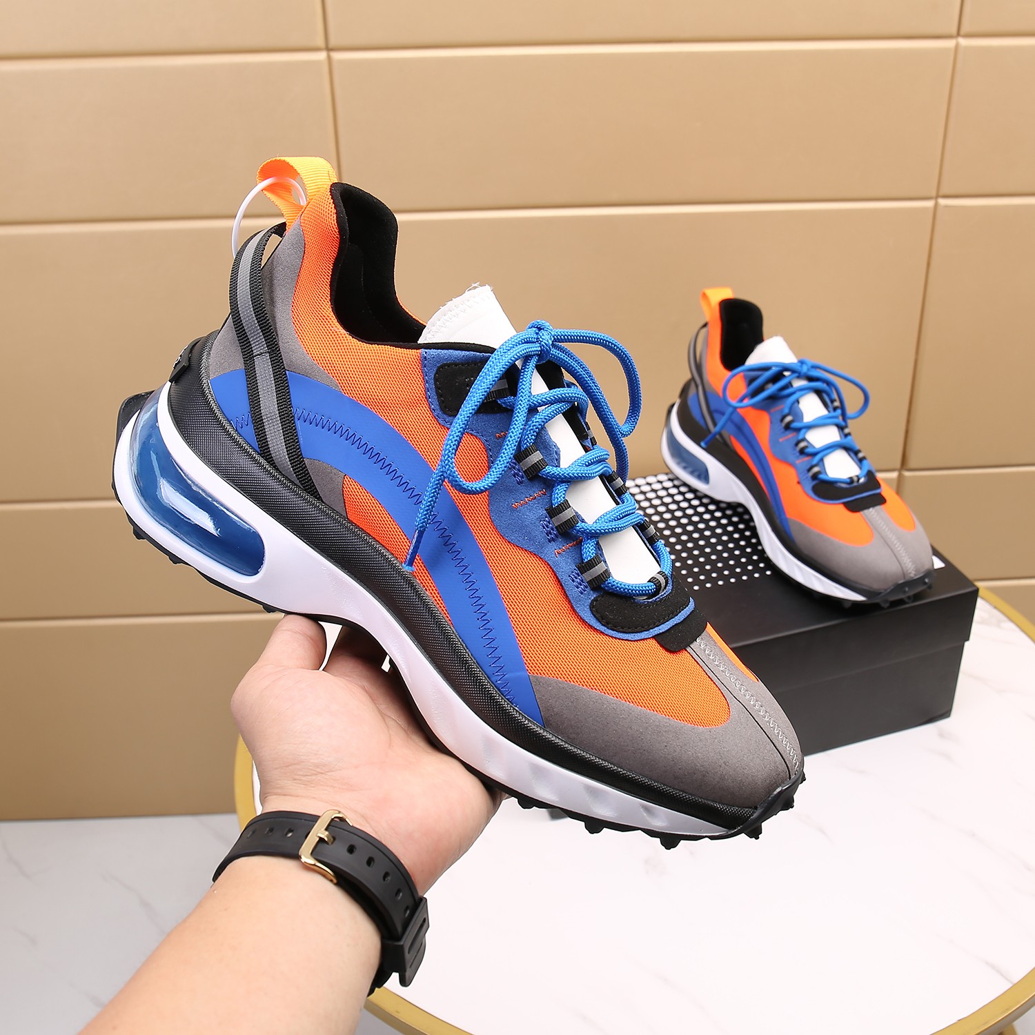 Men O*ff W*hite Top Sneakers