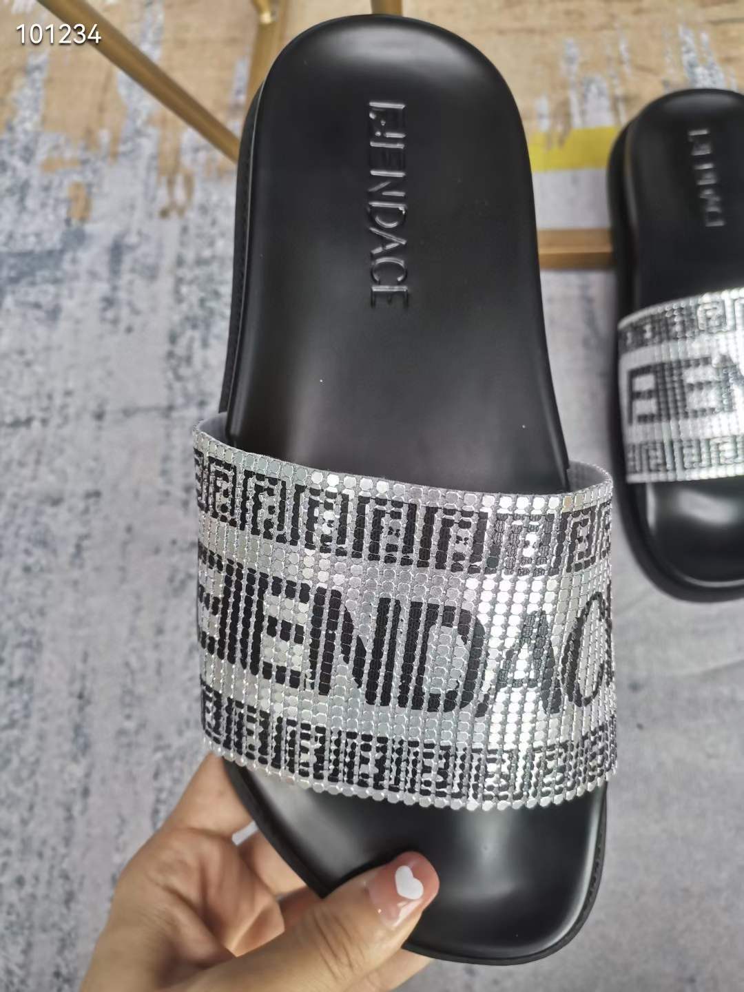 Men Women F*endi Top Sandals