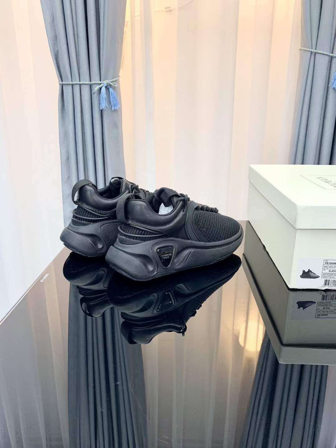 Men Women B*almain Top Sneakers