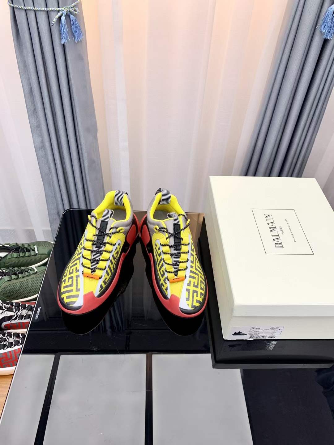 Men Women B*almain Top Sneakers