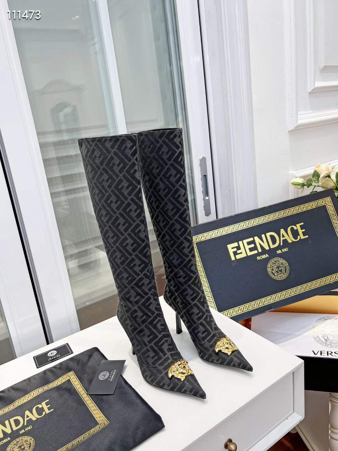 Women F*endi Top boots