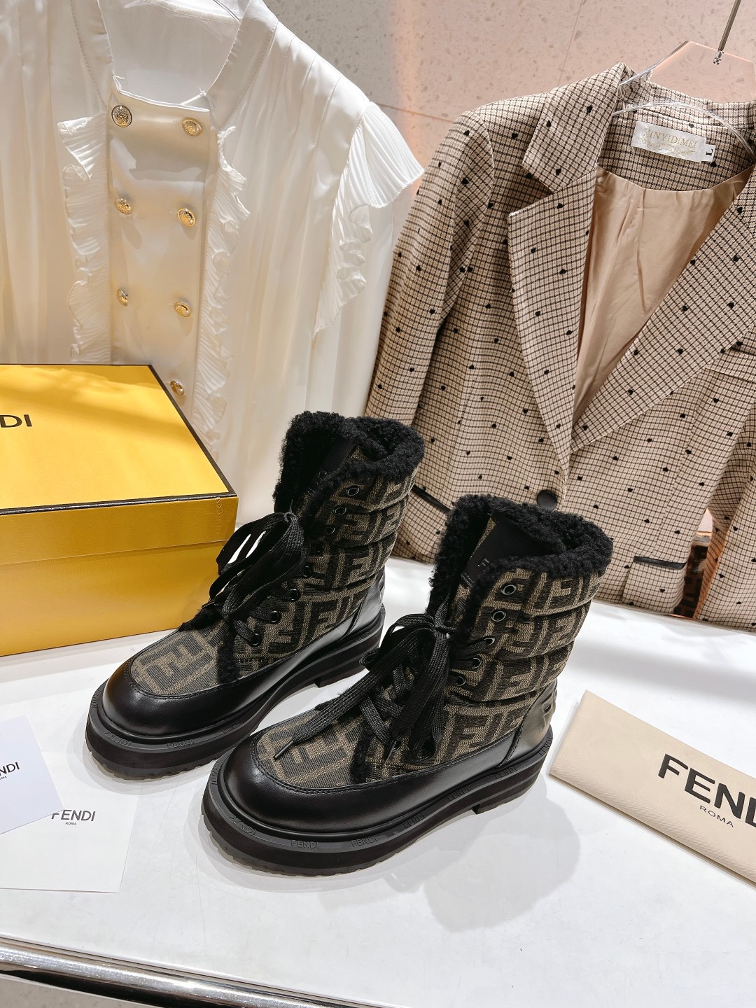 Women F*endi Top Boots Maikesneakers