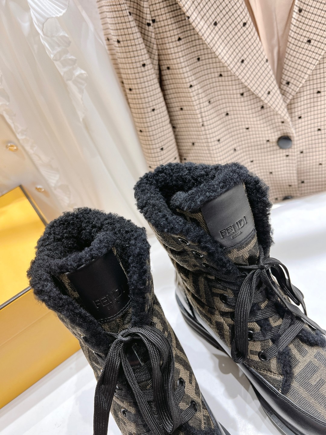 Women F*endi Top Boots Maikesneakers