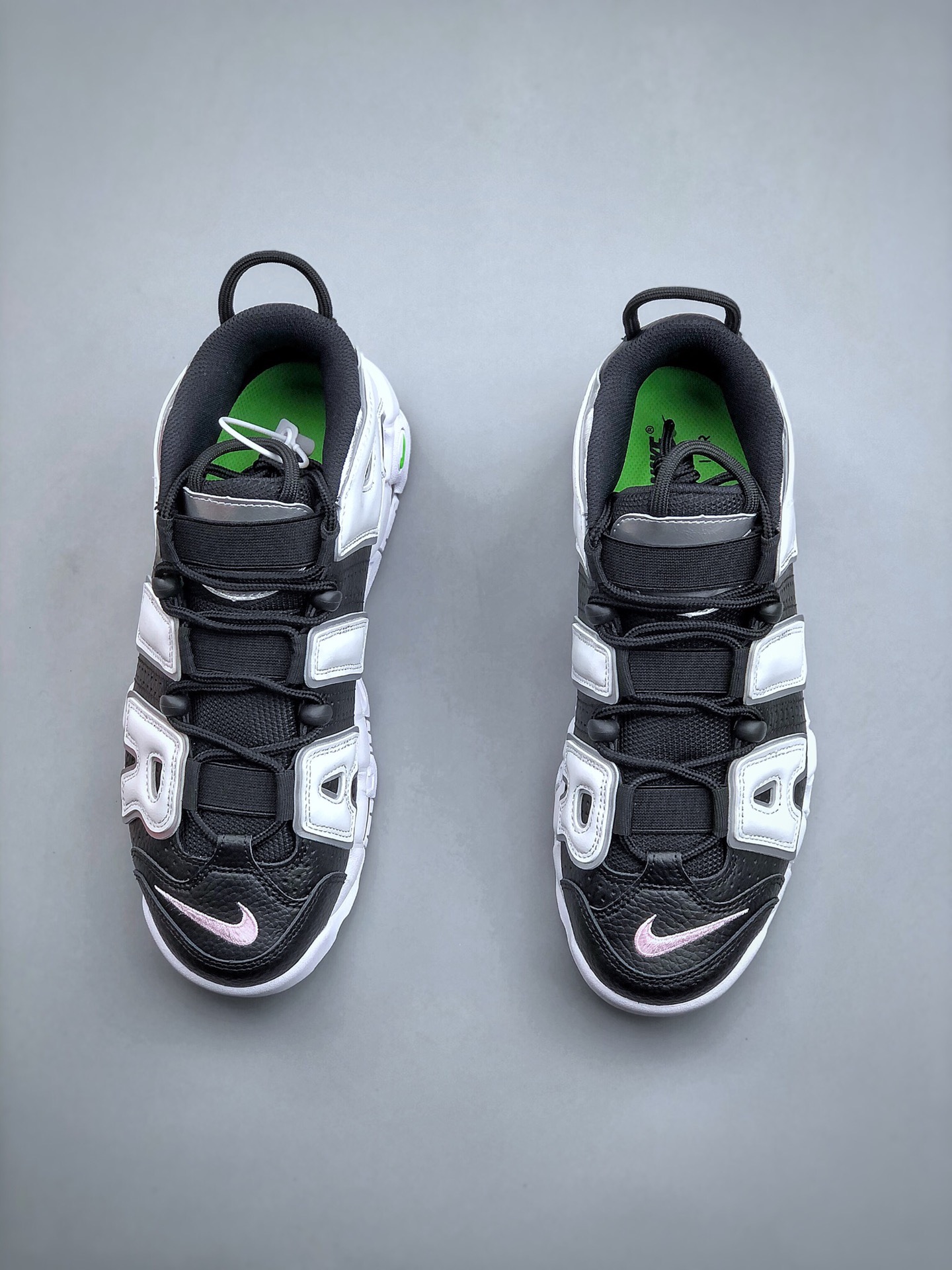 Nike air more uptempo