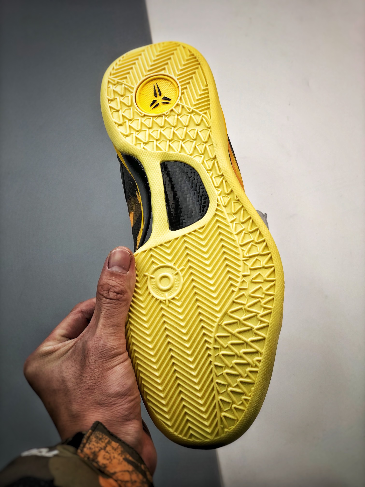 Nike zoom kobe8 system