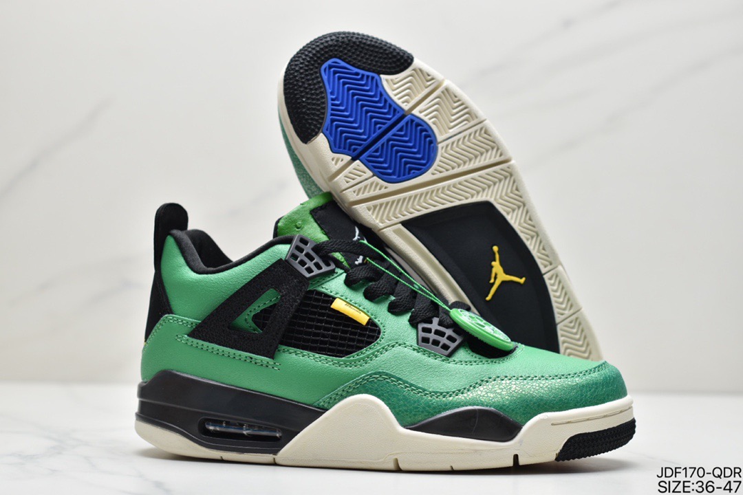 NIKE Air Jordan 4