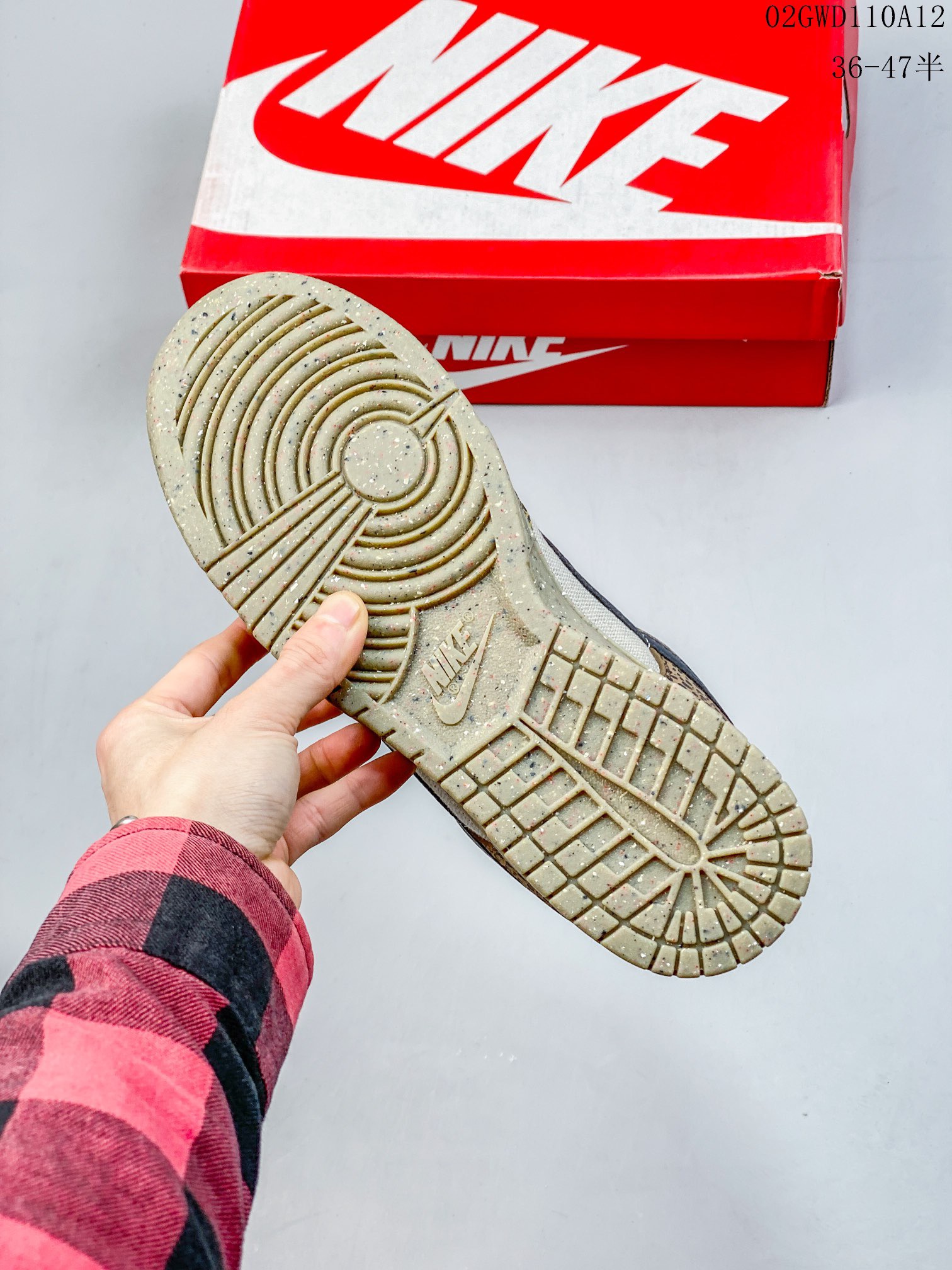 from Nike SB Dunk Low Safari DX2654-200