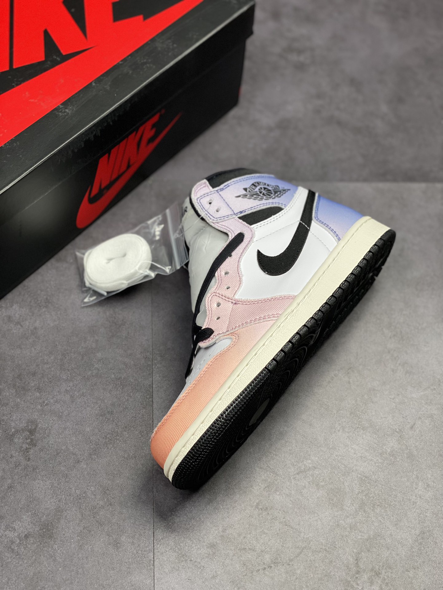 Nike Air Jordan 1 High