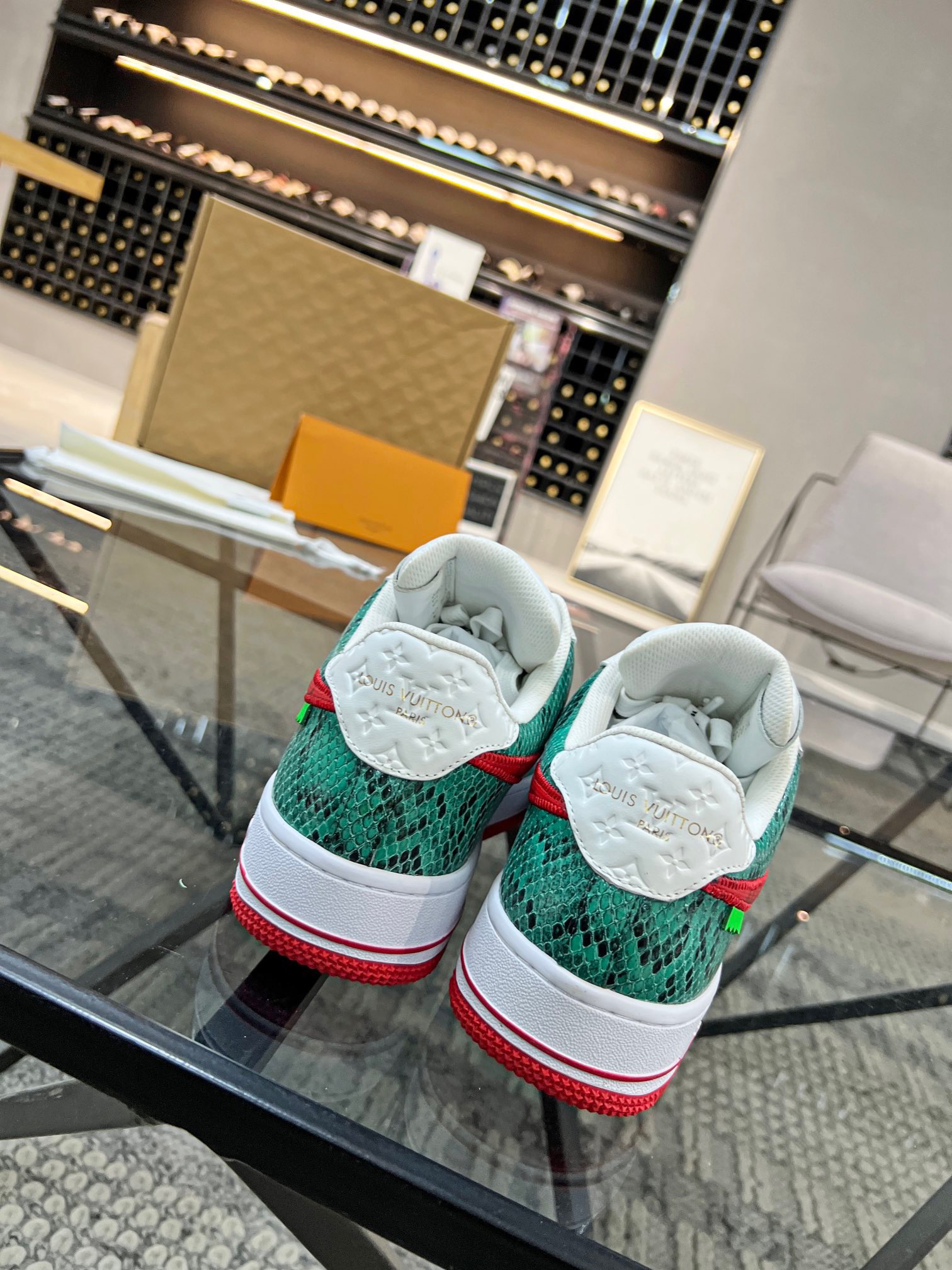 Men Women L*ouis V*uitton x NIKE Sneakers Maikesneakers