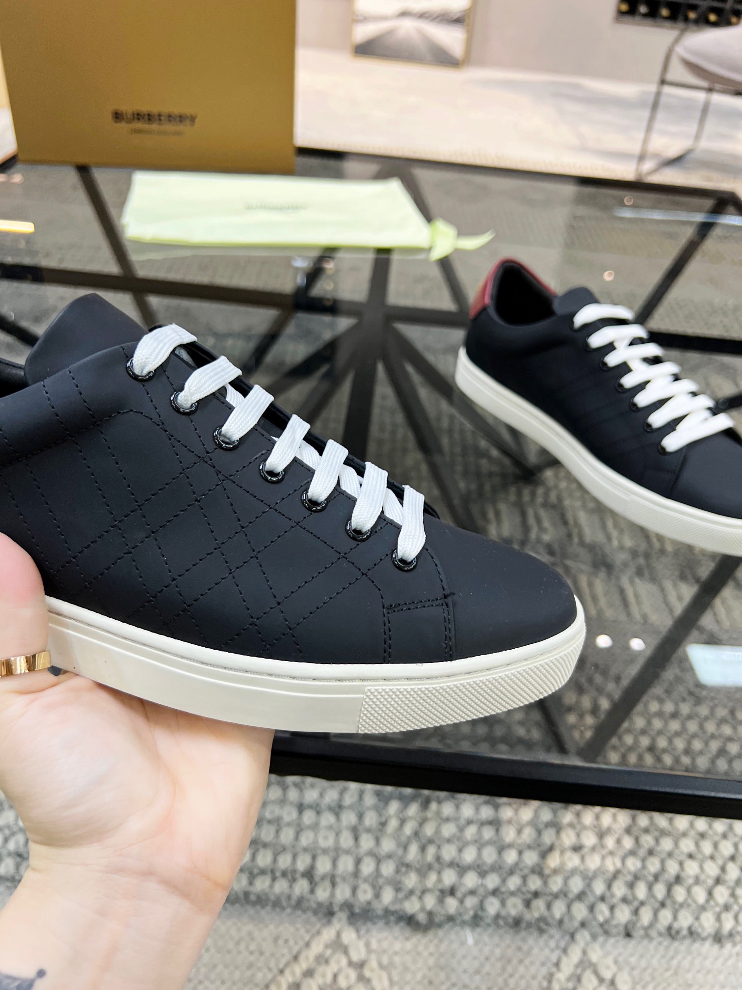 Men B*rberry Sneaker （）