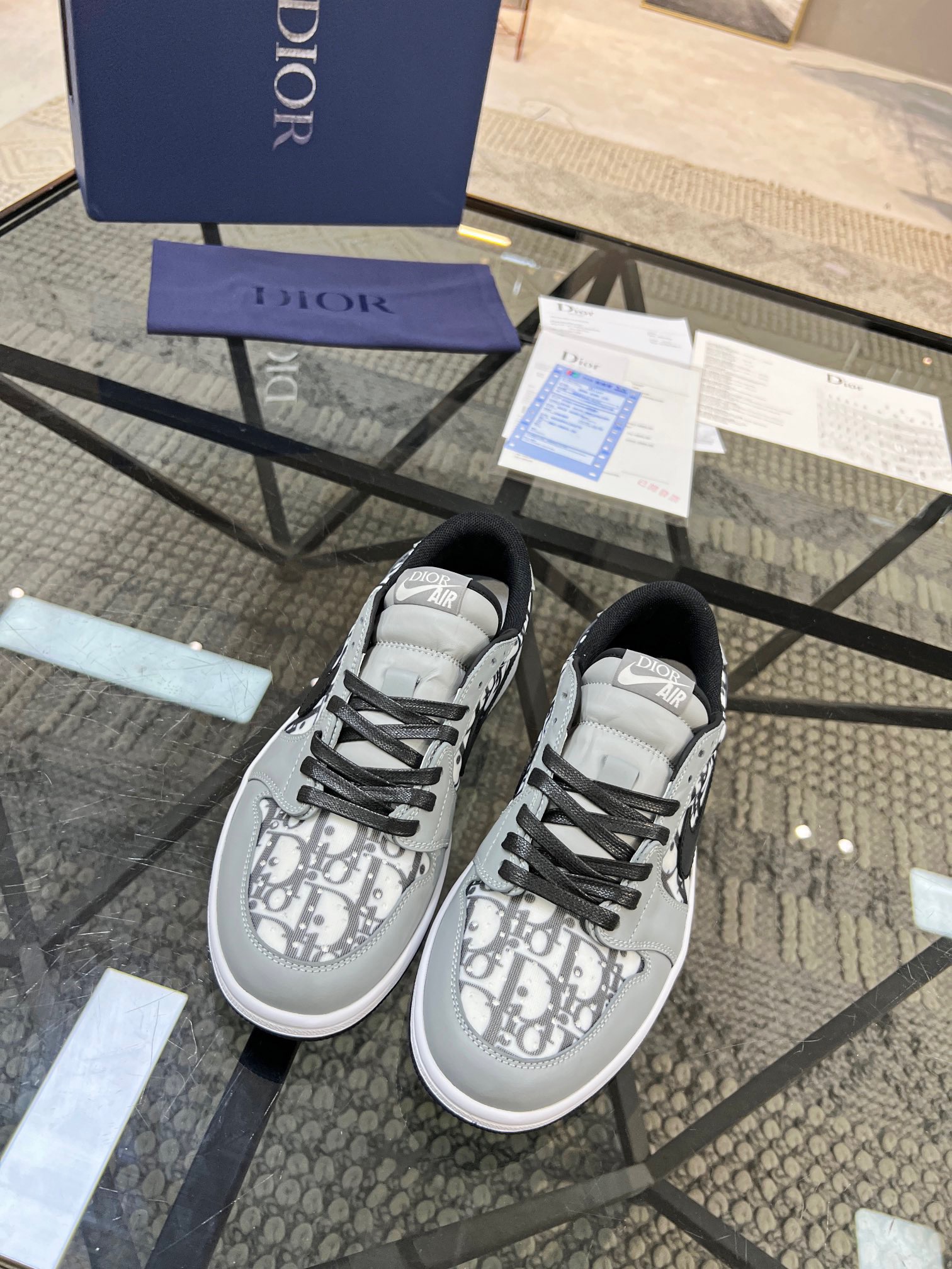 Men D*ior Top Sneaker