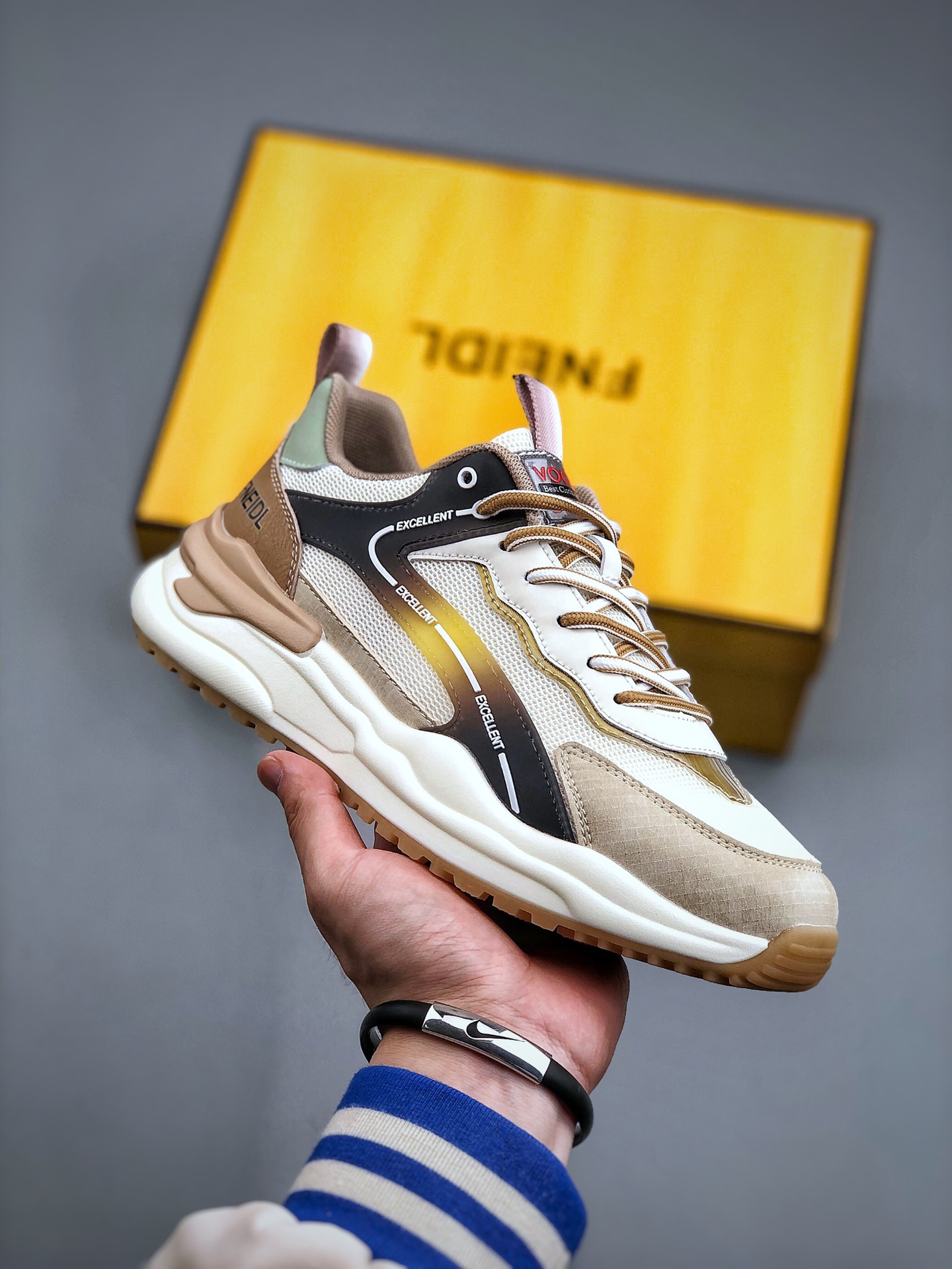 Men F*endi Top Sneaker （ ）