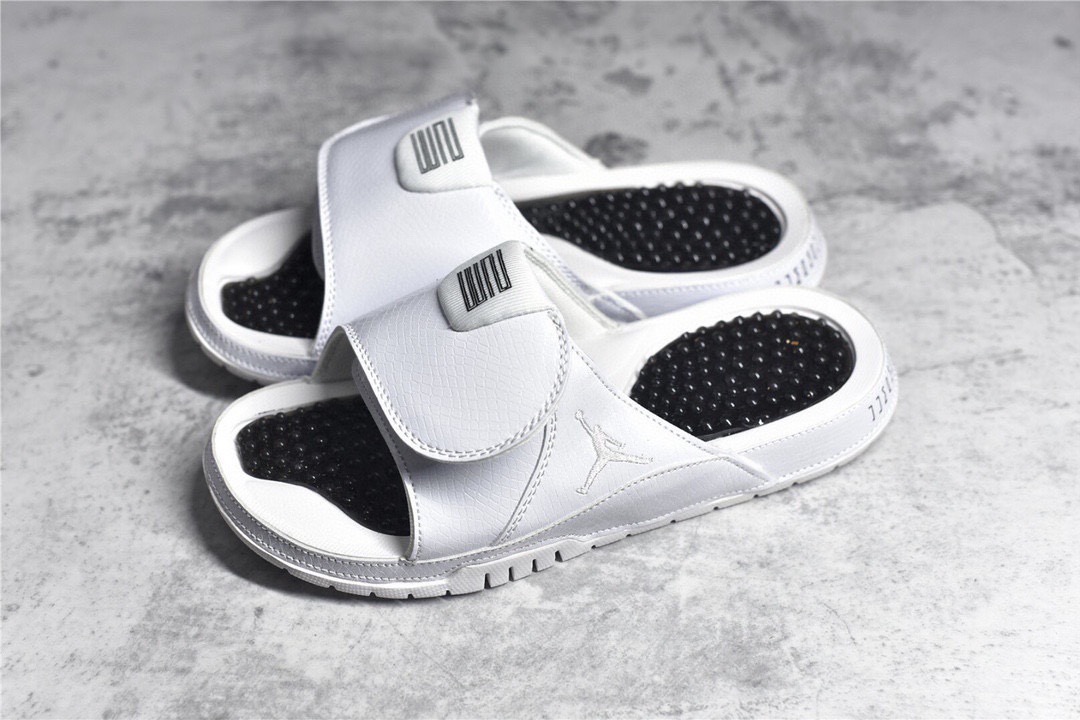 Nike Air Jordan 11 Slippers