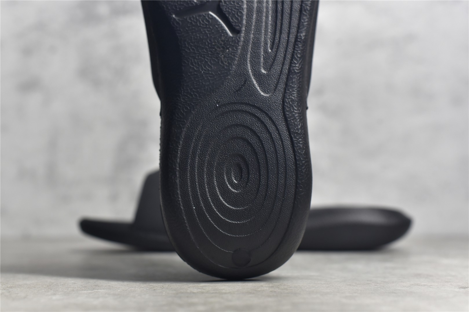 Nike Air Jordan 6 Slippers