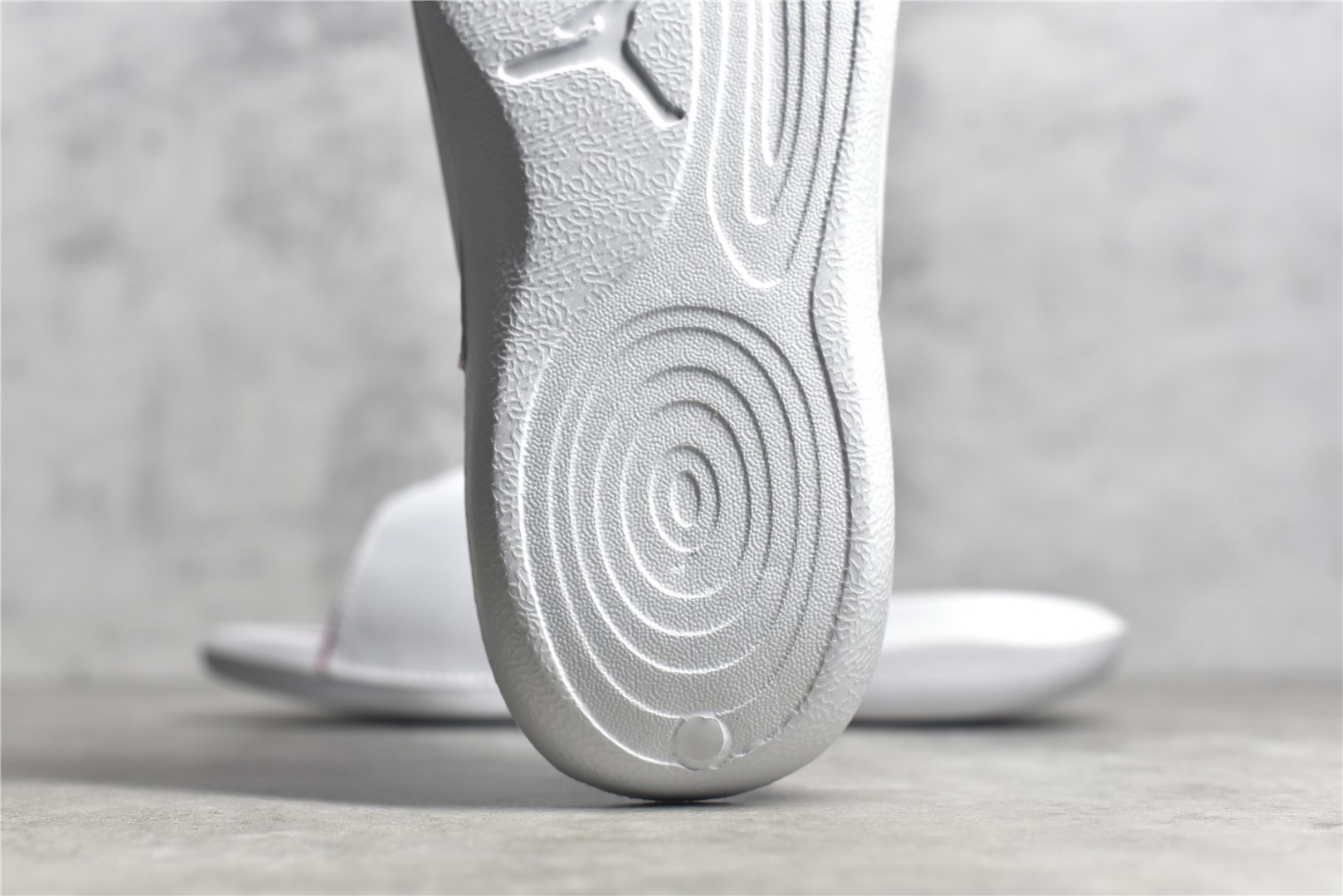 Nike Air Jordan 6 Slippers