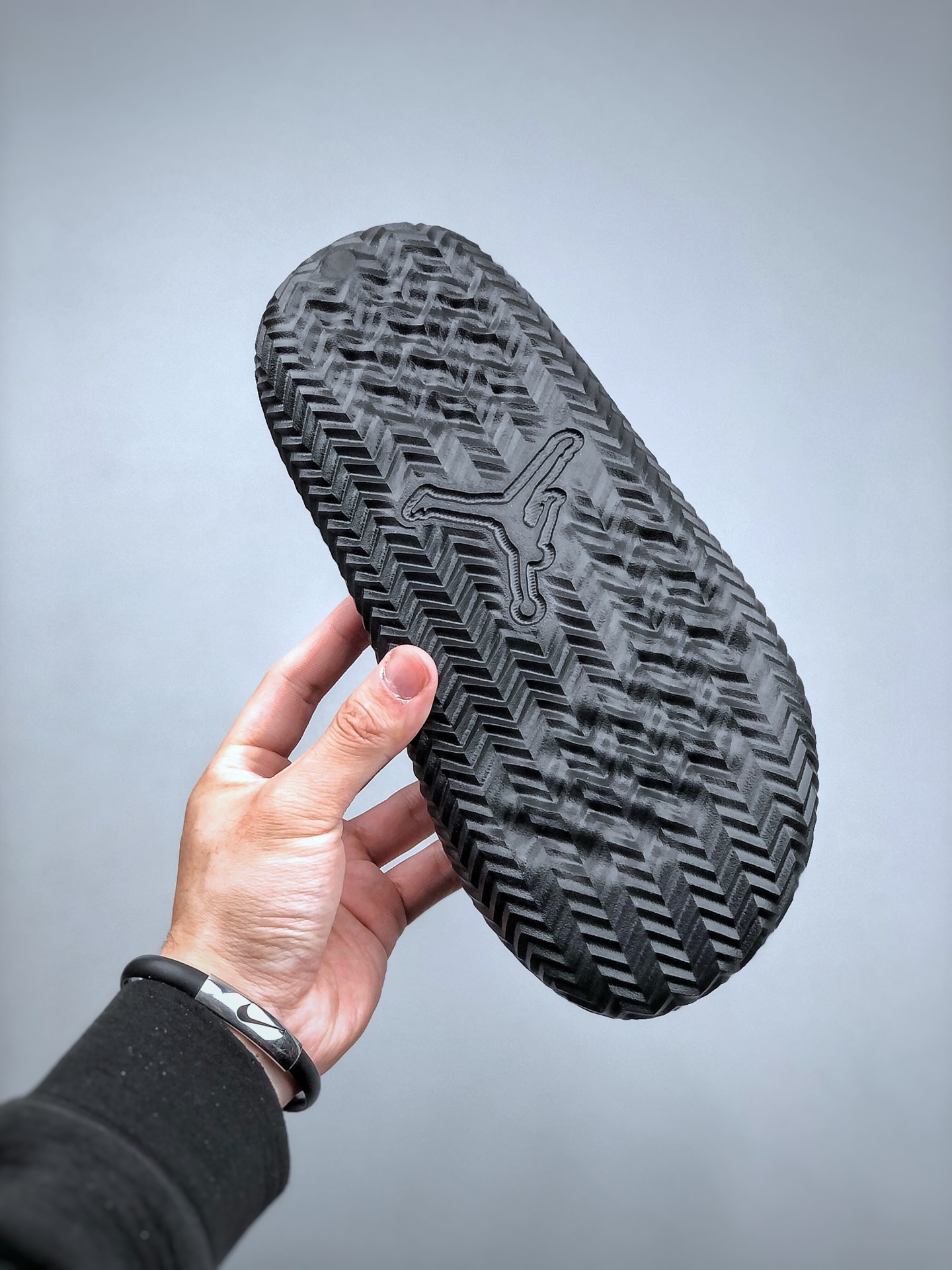 Nike Air Jordan play Slippers