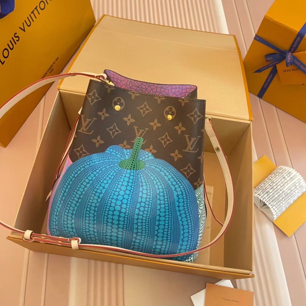 L*ouis V*uitton Top Bag