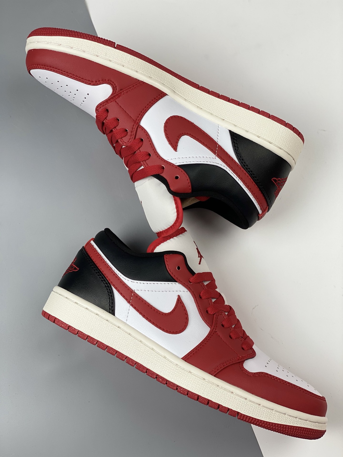 Nike Air Jordan 1 low AJ1