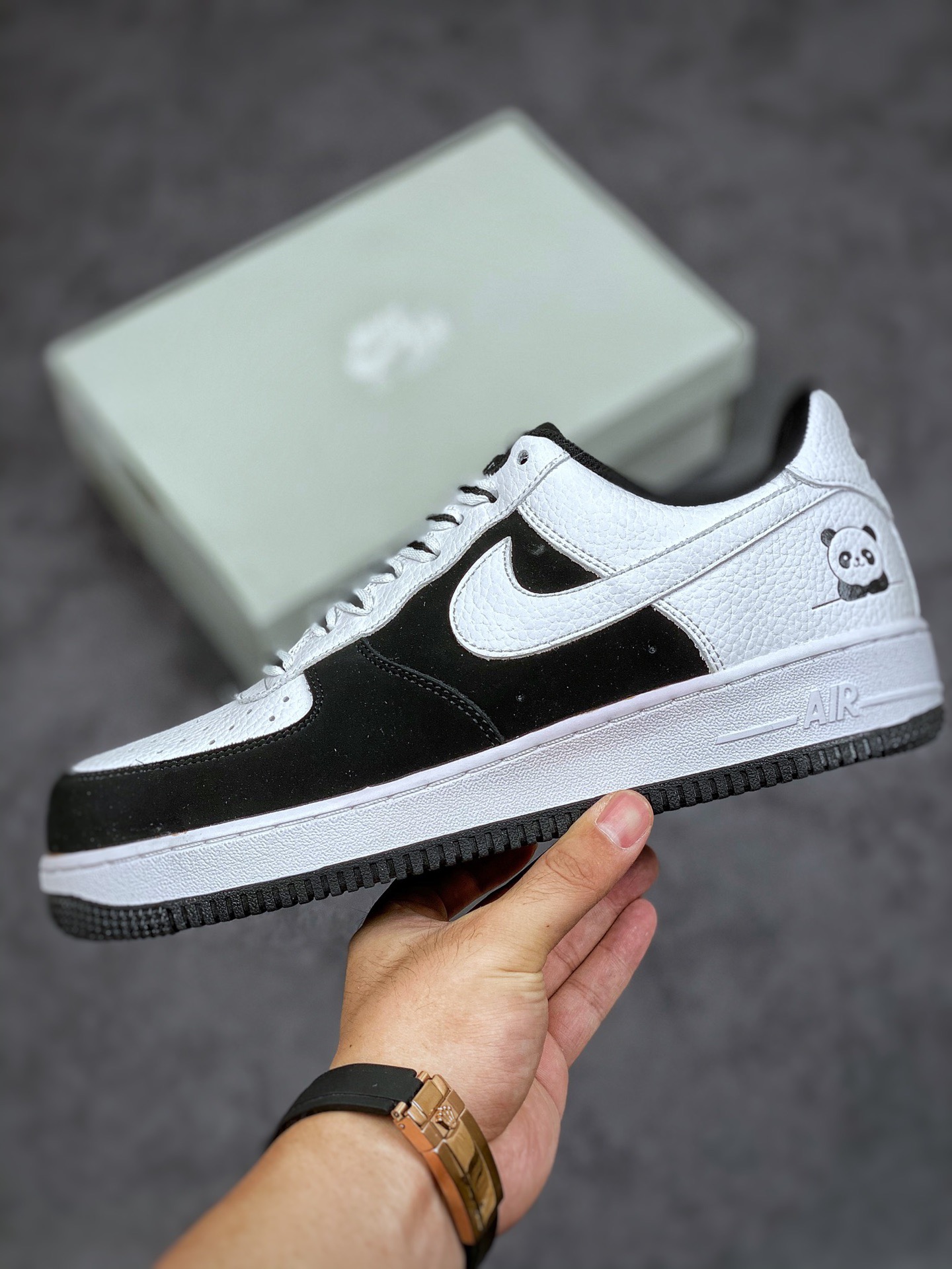 Nike Air Force 1
