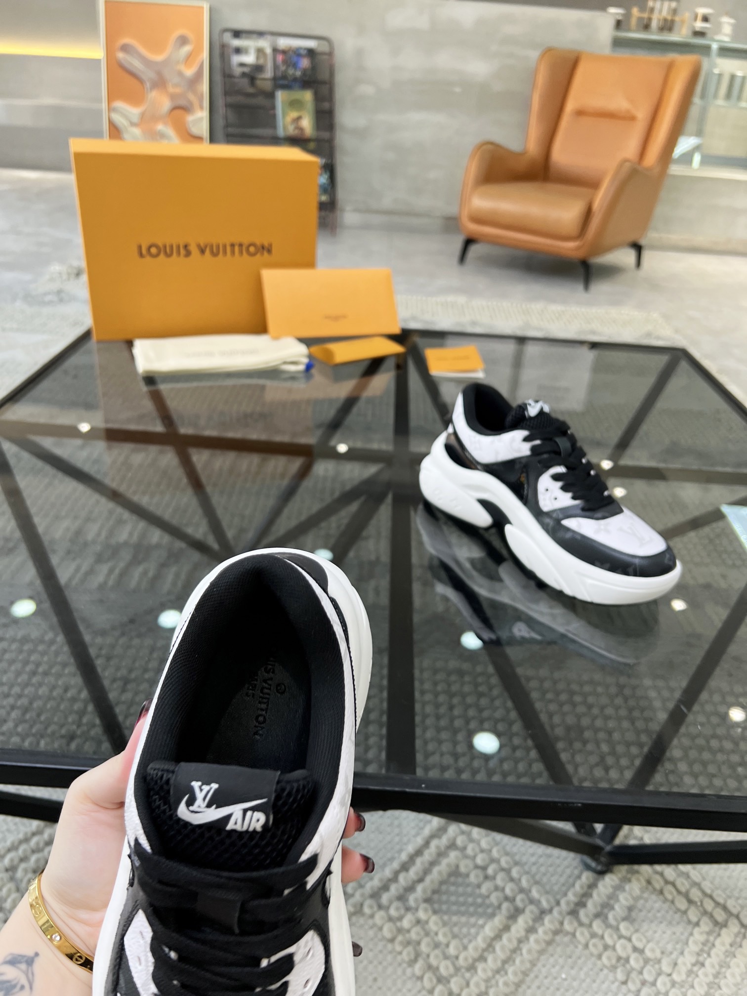 Men L*ouis V*uitton x NIKE Sneakers Maikesneakers