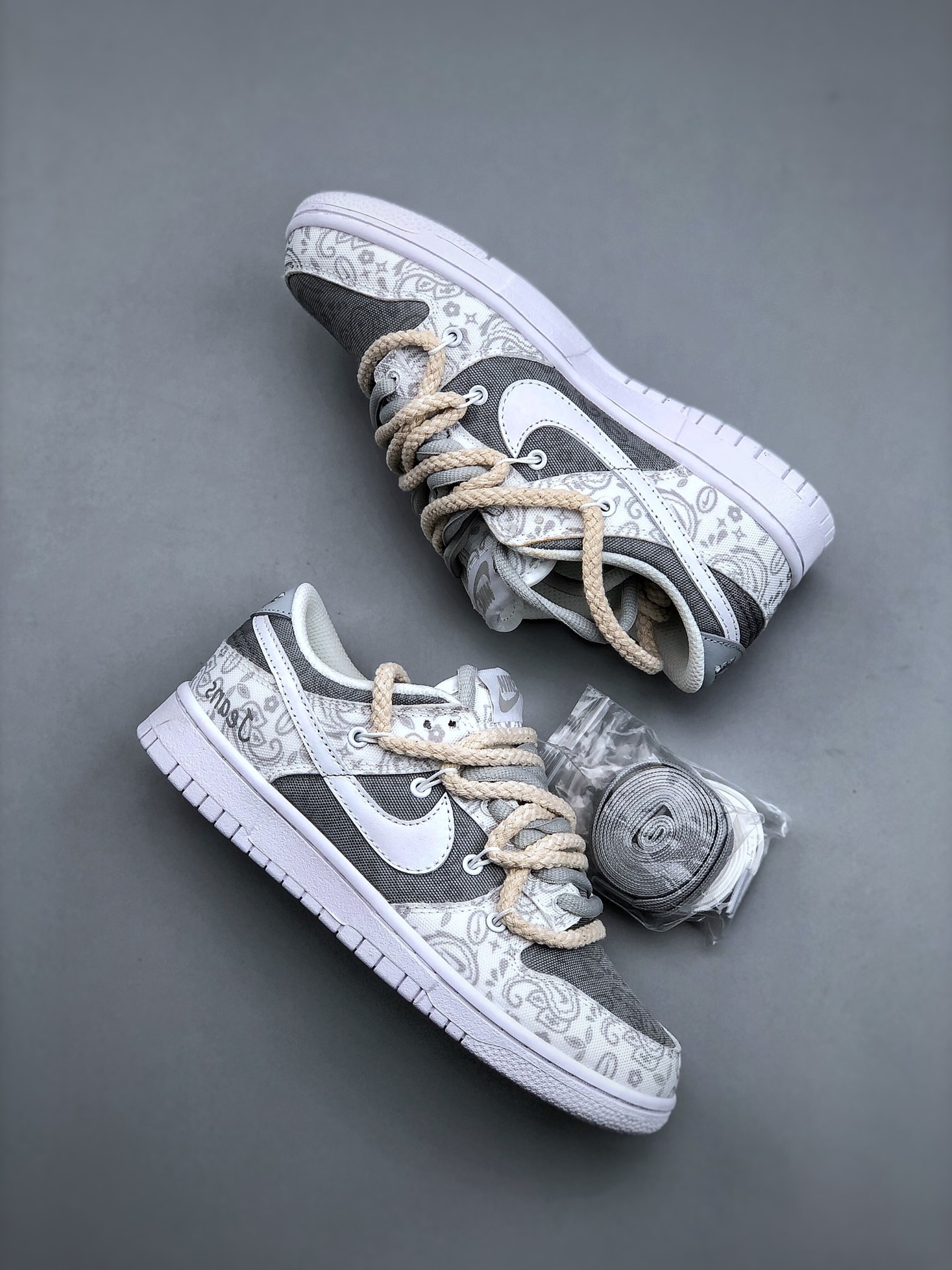 Top quality Nike SB Dunk Low