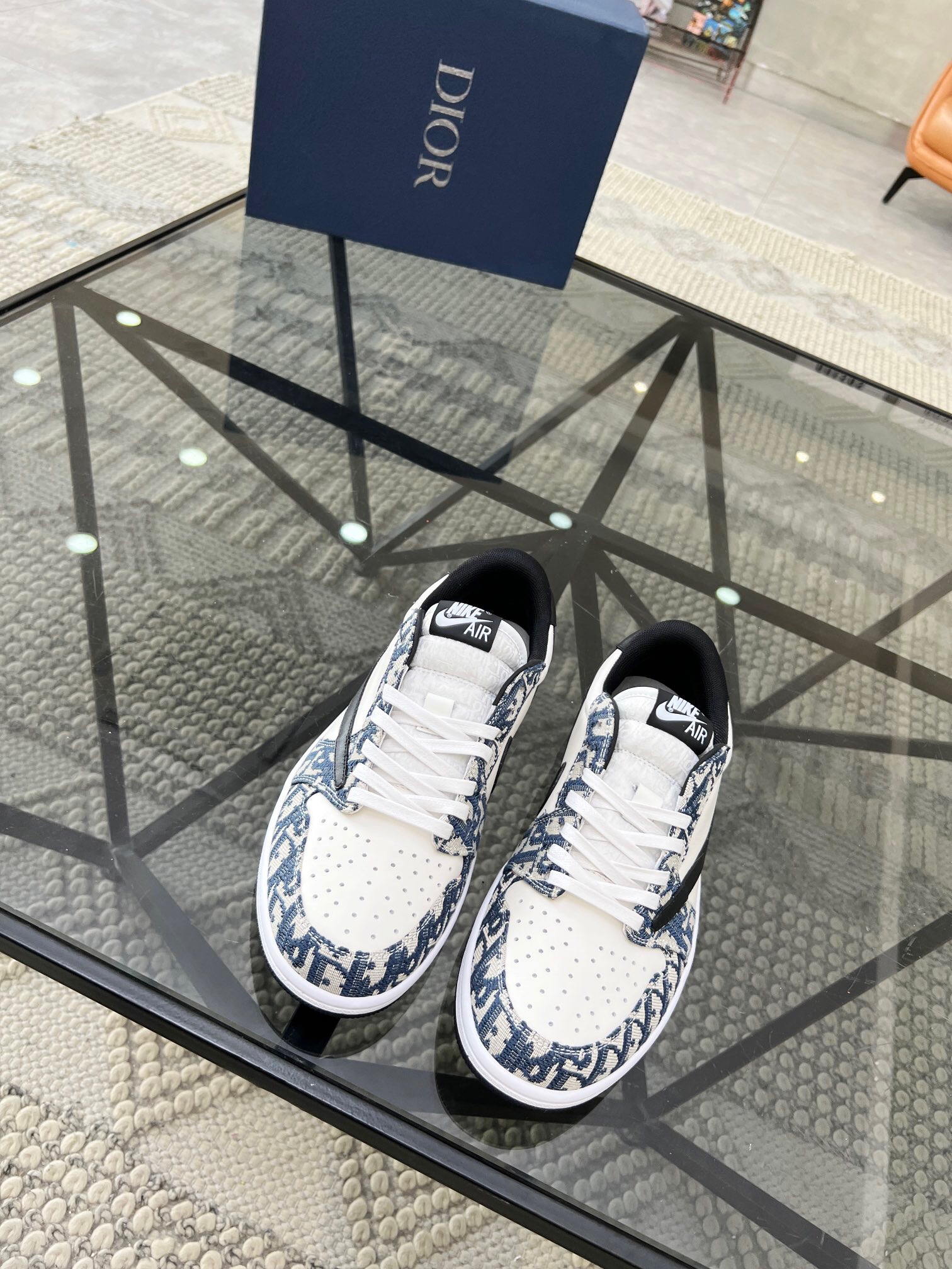 Men D*ior Top Sneakers