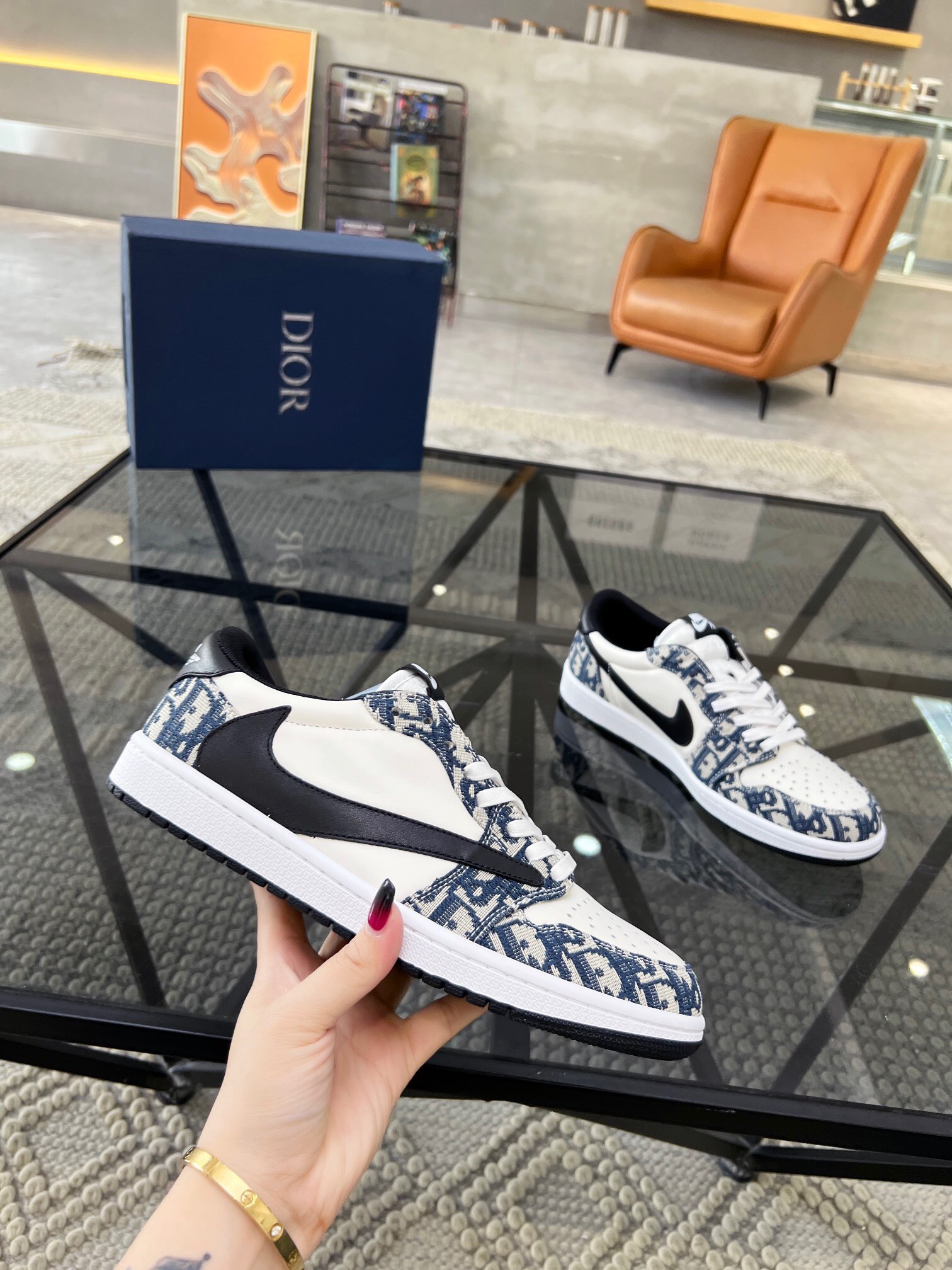 Men D*ior Top Sneakers