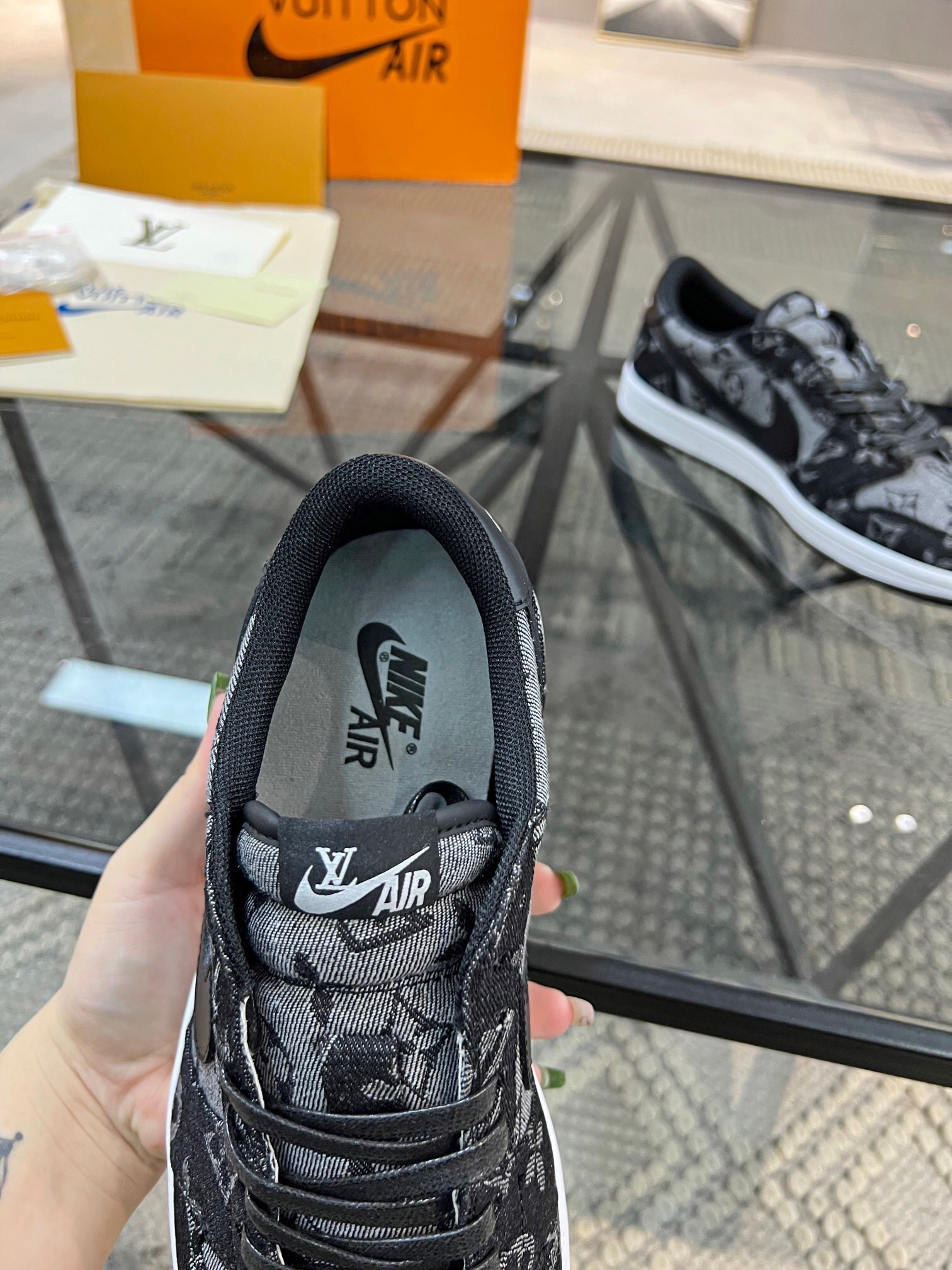 Men L*ouis V*uitton x NIKE Sneakers Maikesneakers