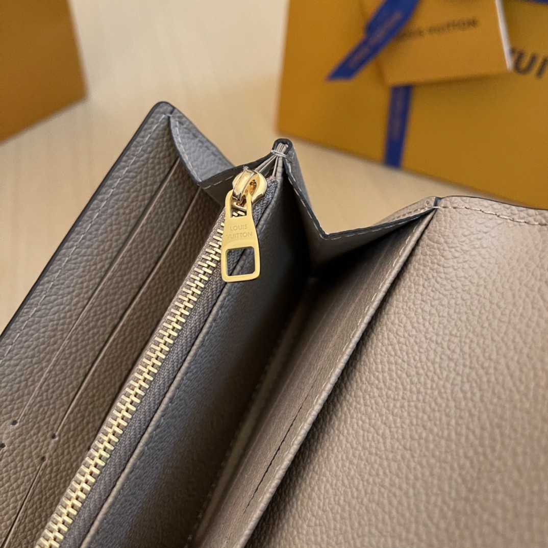L*ouis V*uitton Top Bag