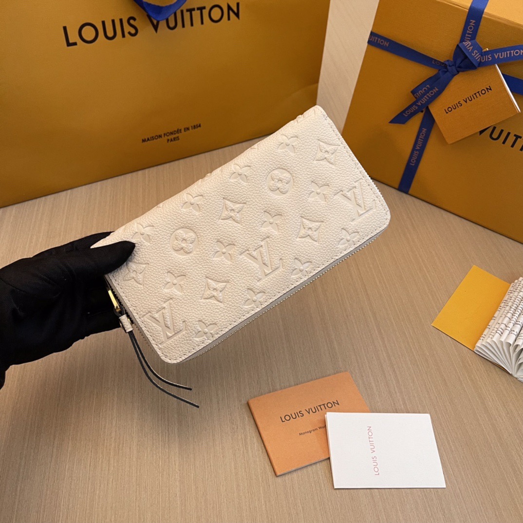 L*ouis V*uitton Top Bag