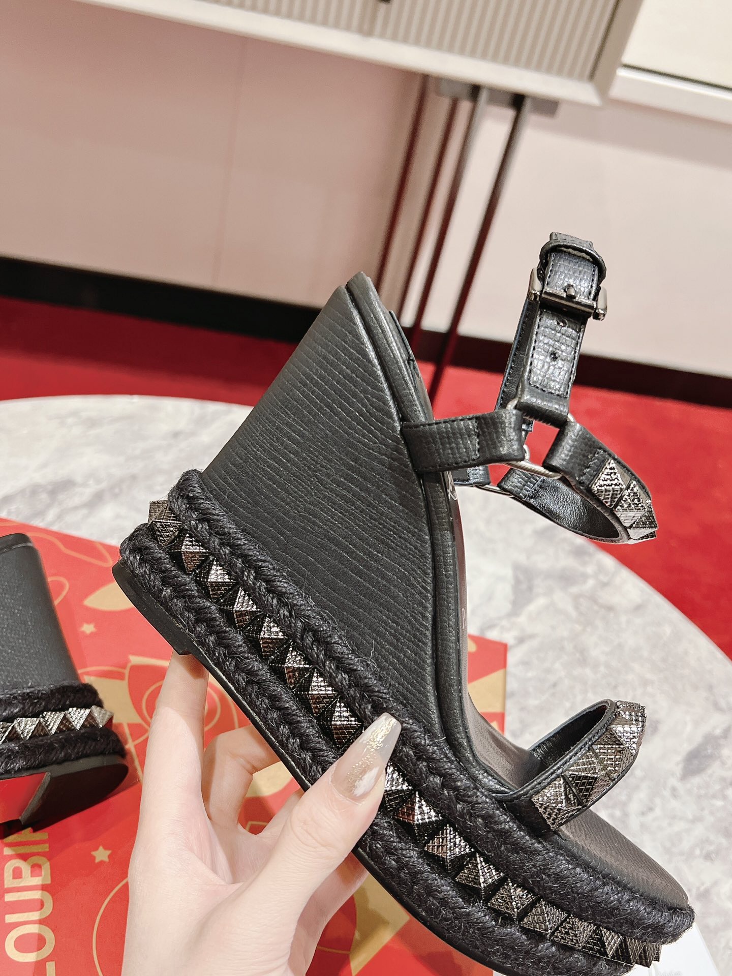 great quality c* hristian Louboutin sneaker