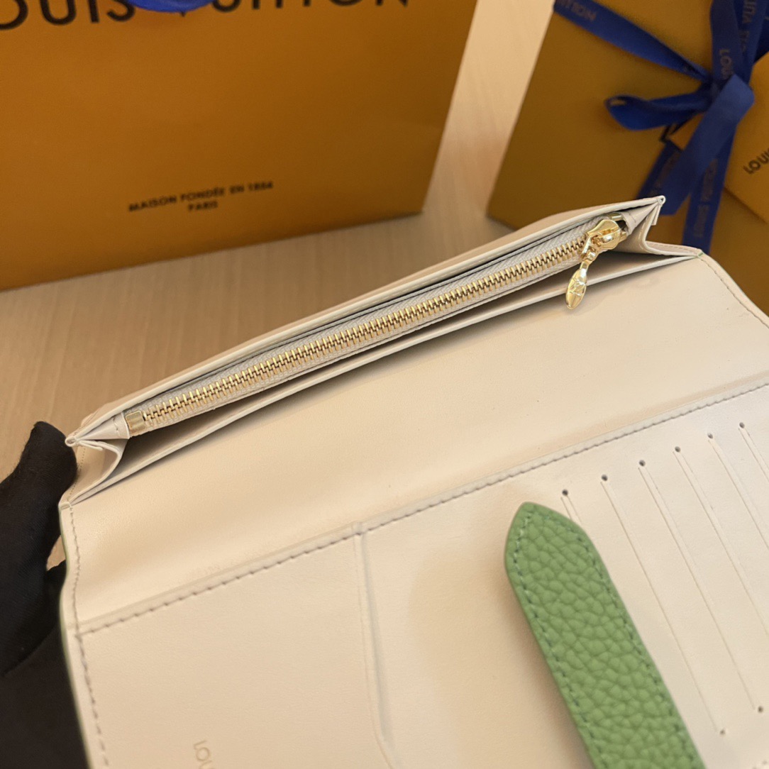 L*ouis V*uitton Top Bag