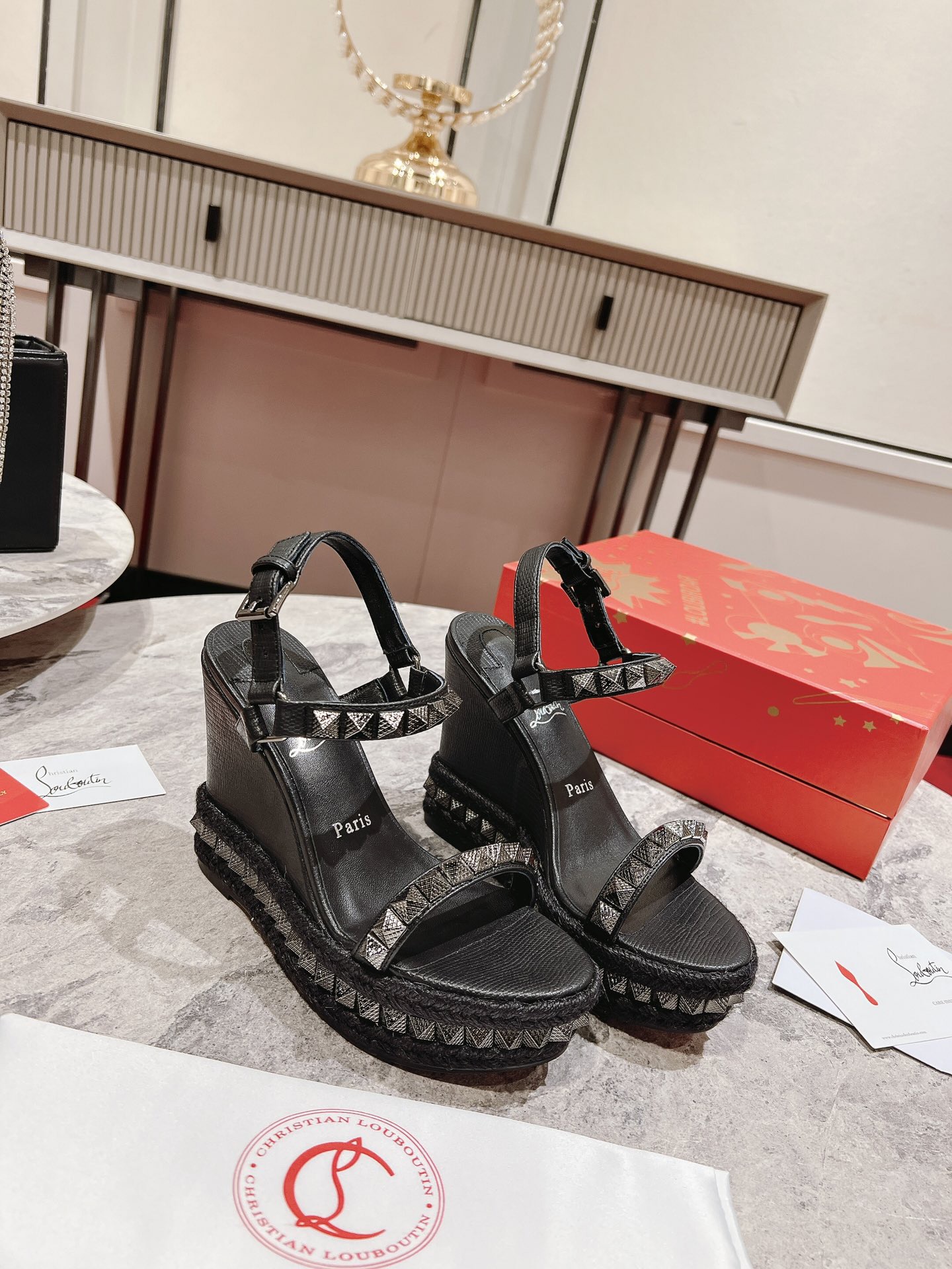 great quality c* hristian Louboutin sneaker