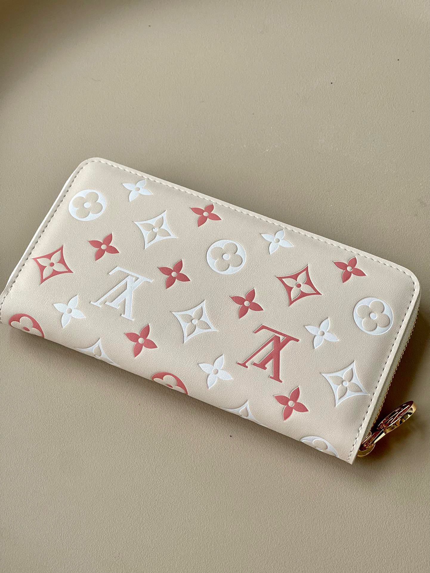 L*ouis V*uitton Top Bag