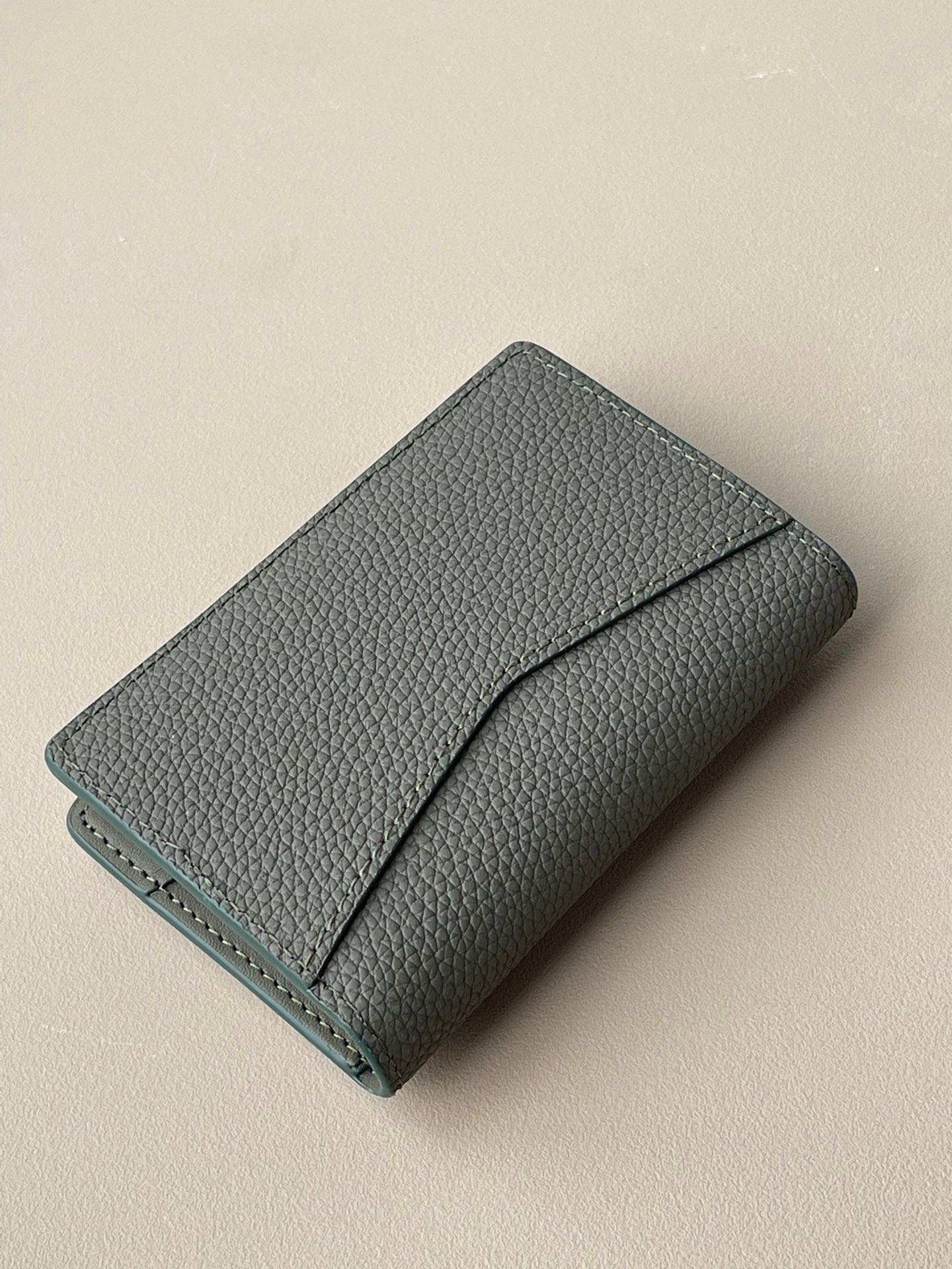 L*ouis V*uitton Top Bag