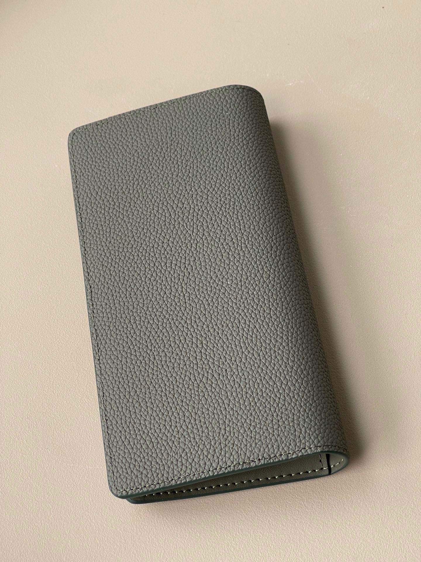 L*ouis V*uitton Top Bag