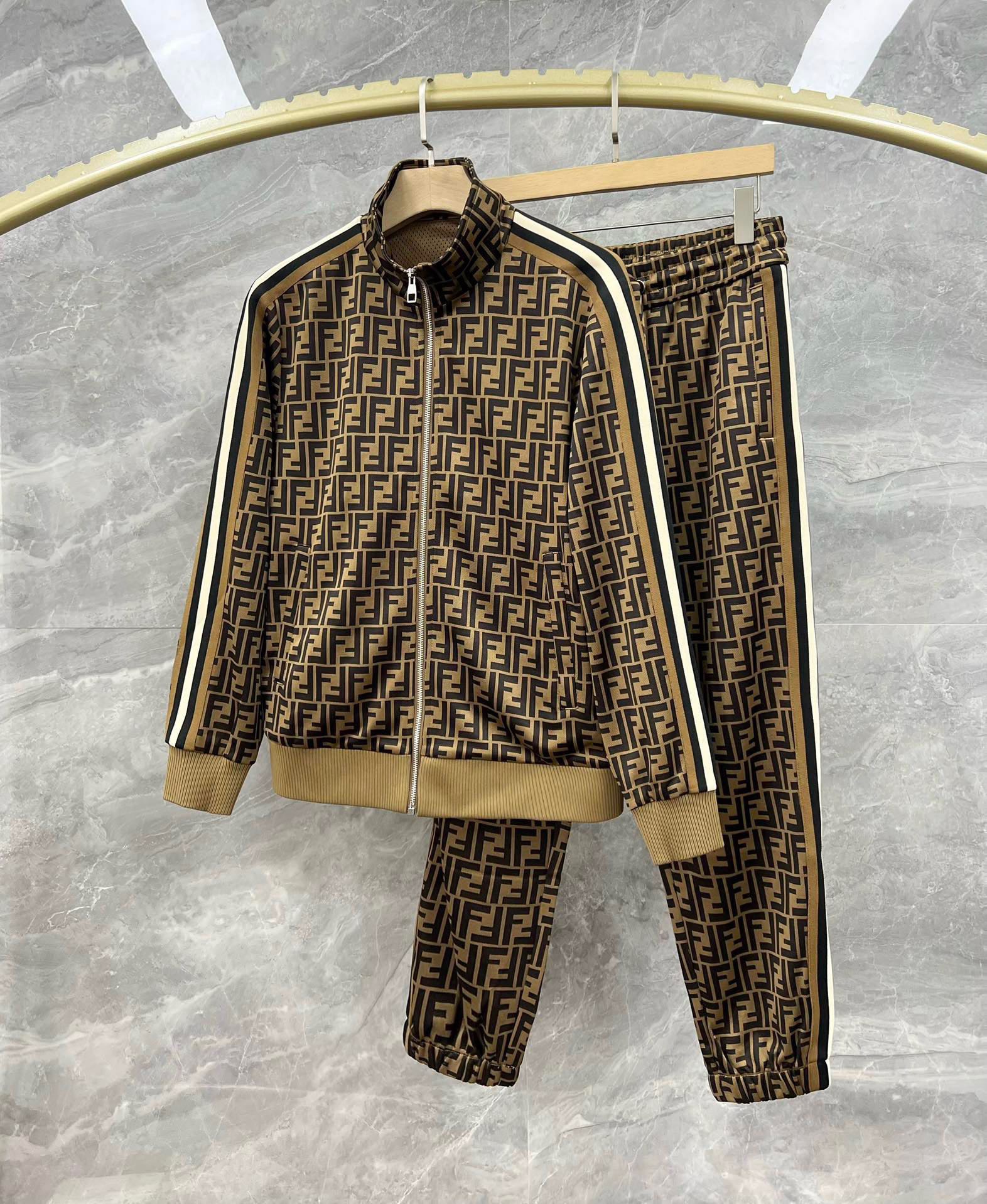 Men Sets Top Quality