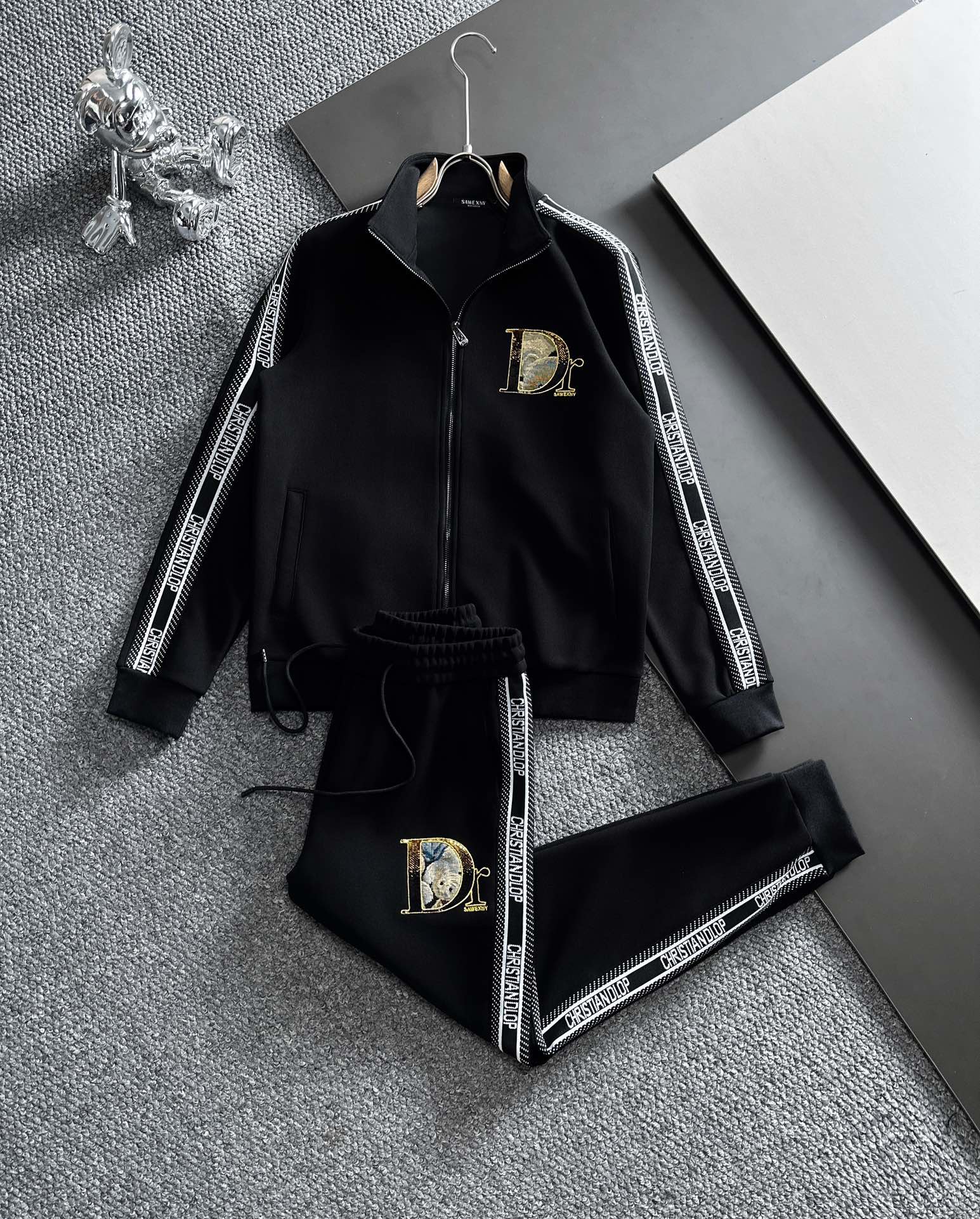 Men suits Top Quality 2023