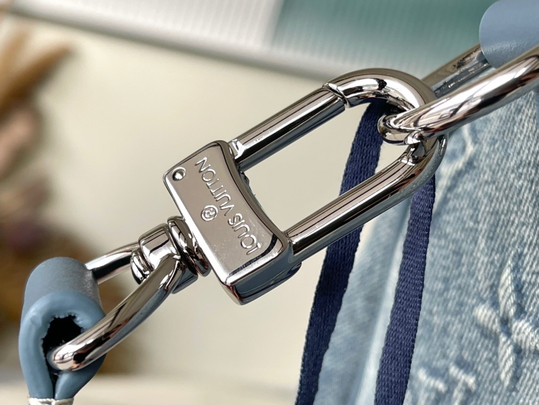 L*ouis V*uitton Top Bag