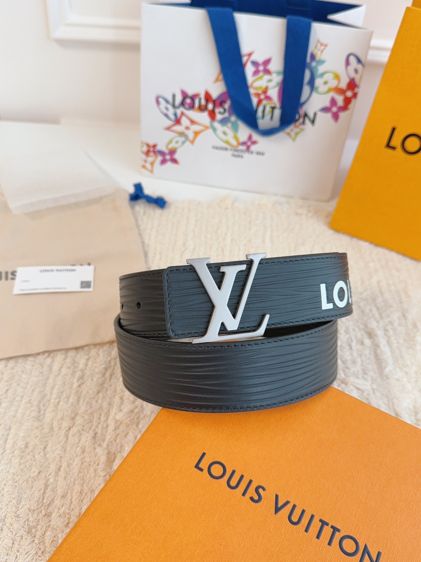 L*ouis V*uitton Top Version 40MM