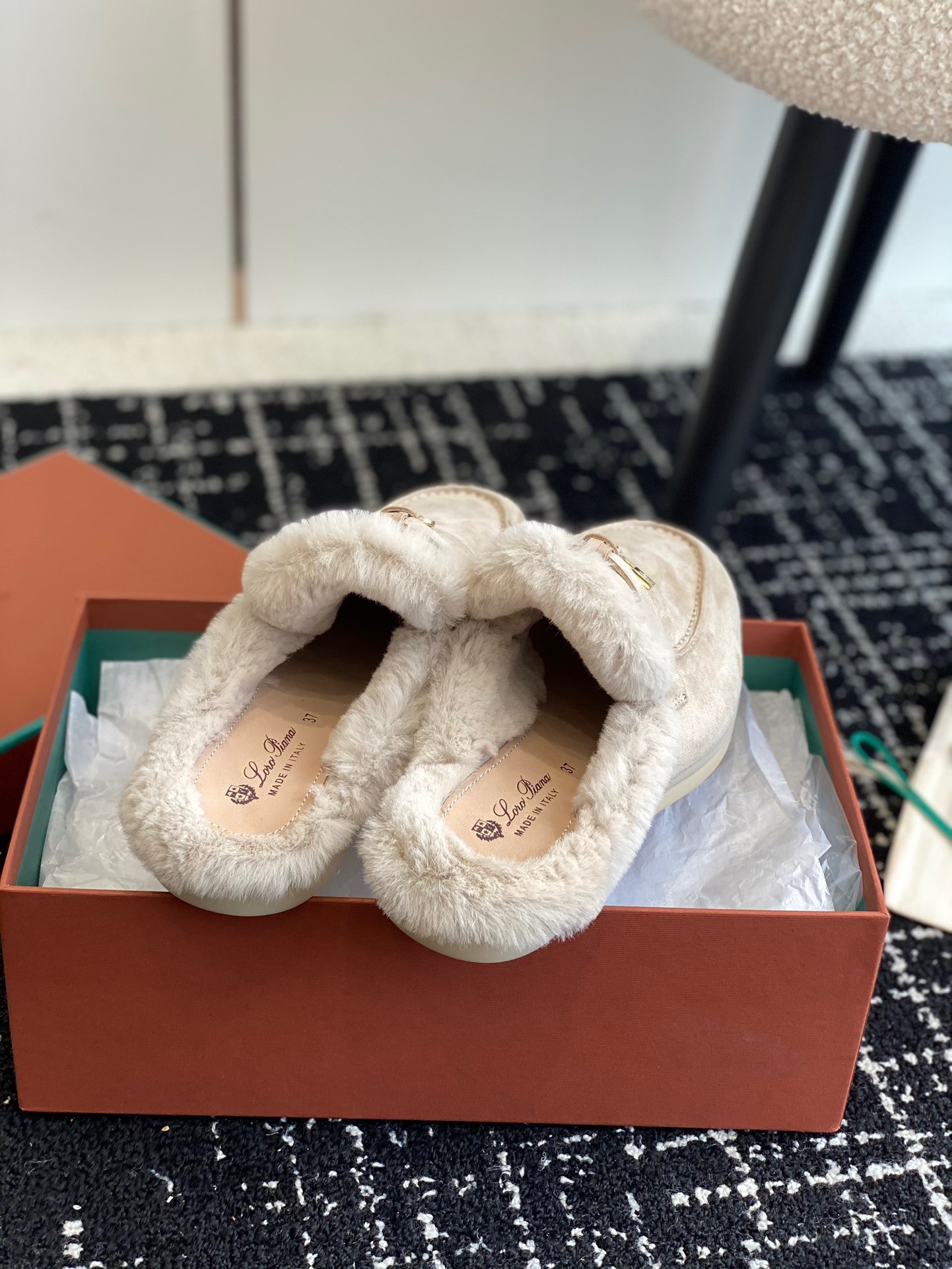 Women L*oro P*iana Top Loafer （）