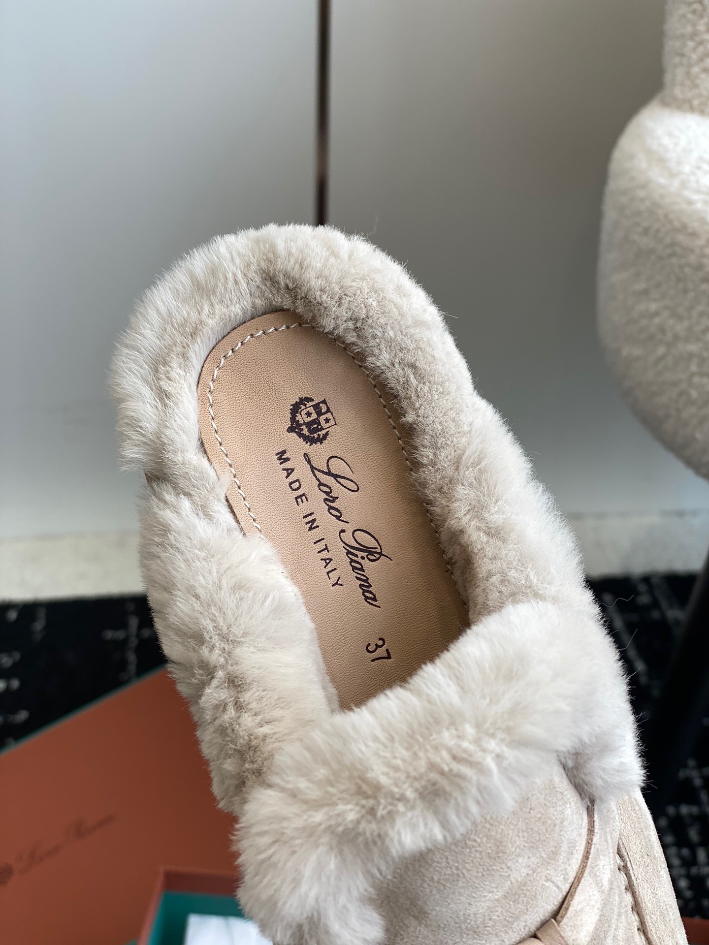 Women L*oro P*iana Top Loafer （）