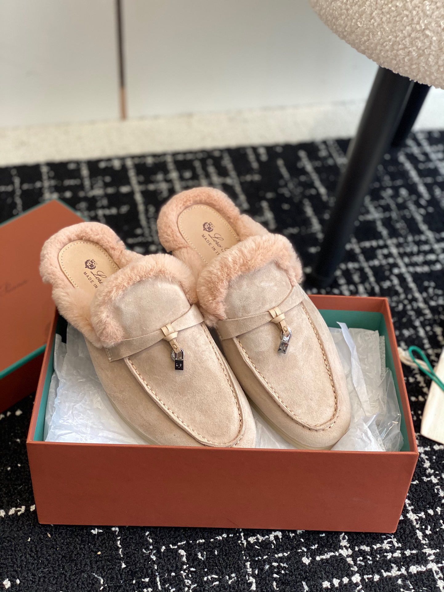 Women L*oro P*iana Top Loafer （）