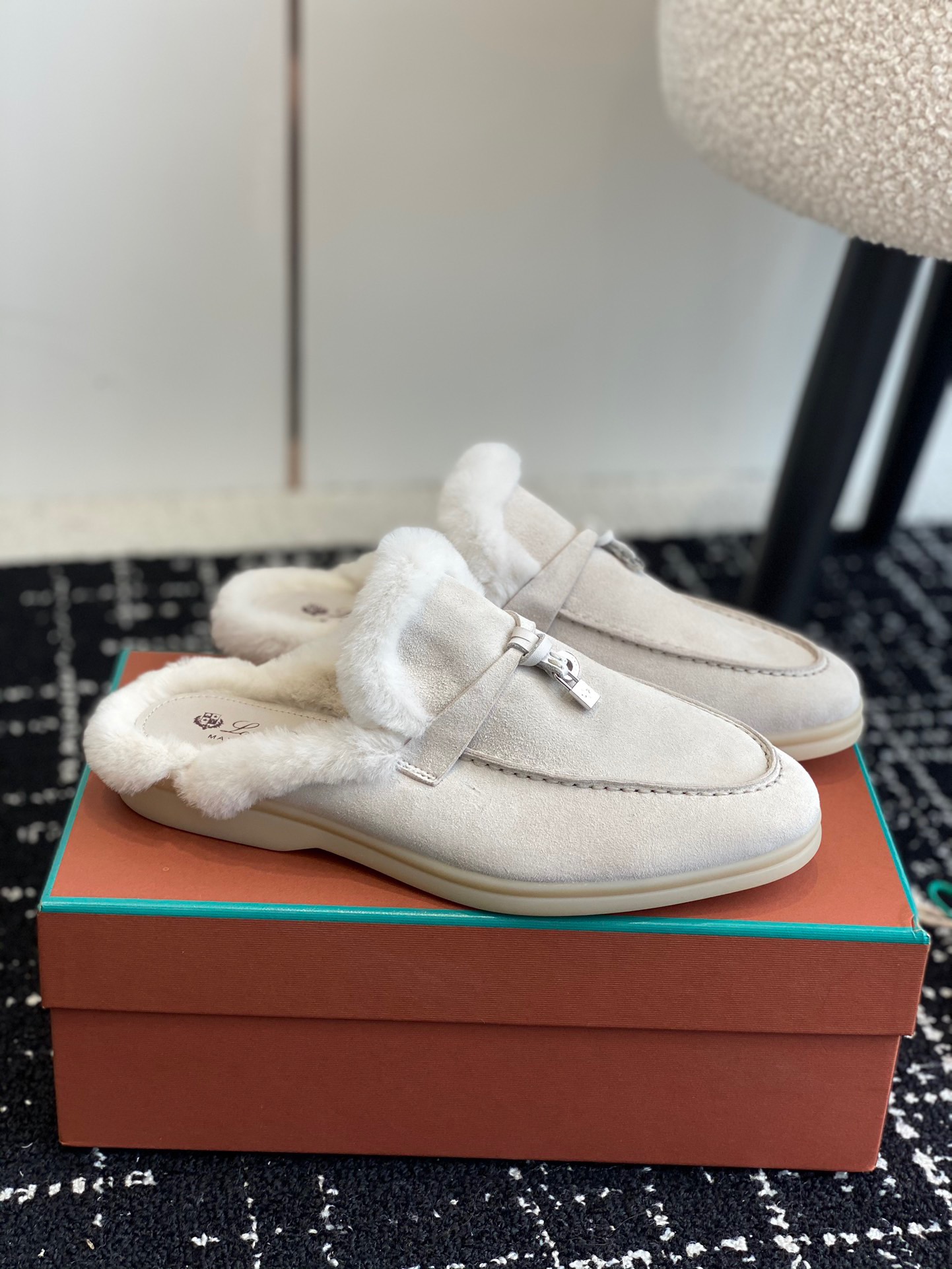 Women L*oro P*iana Top Loafer （）