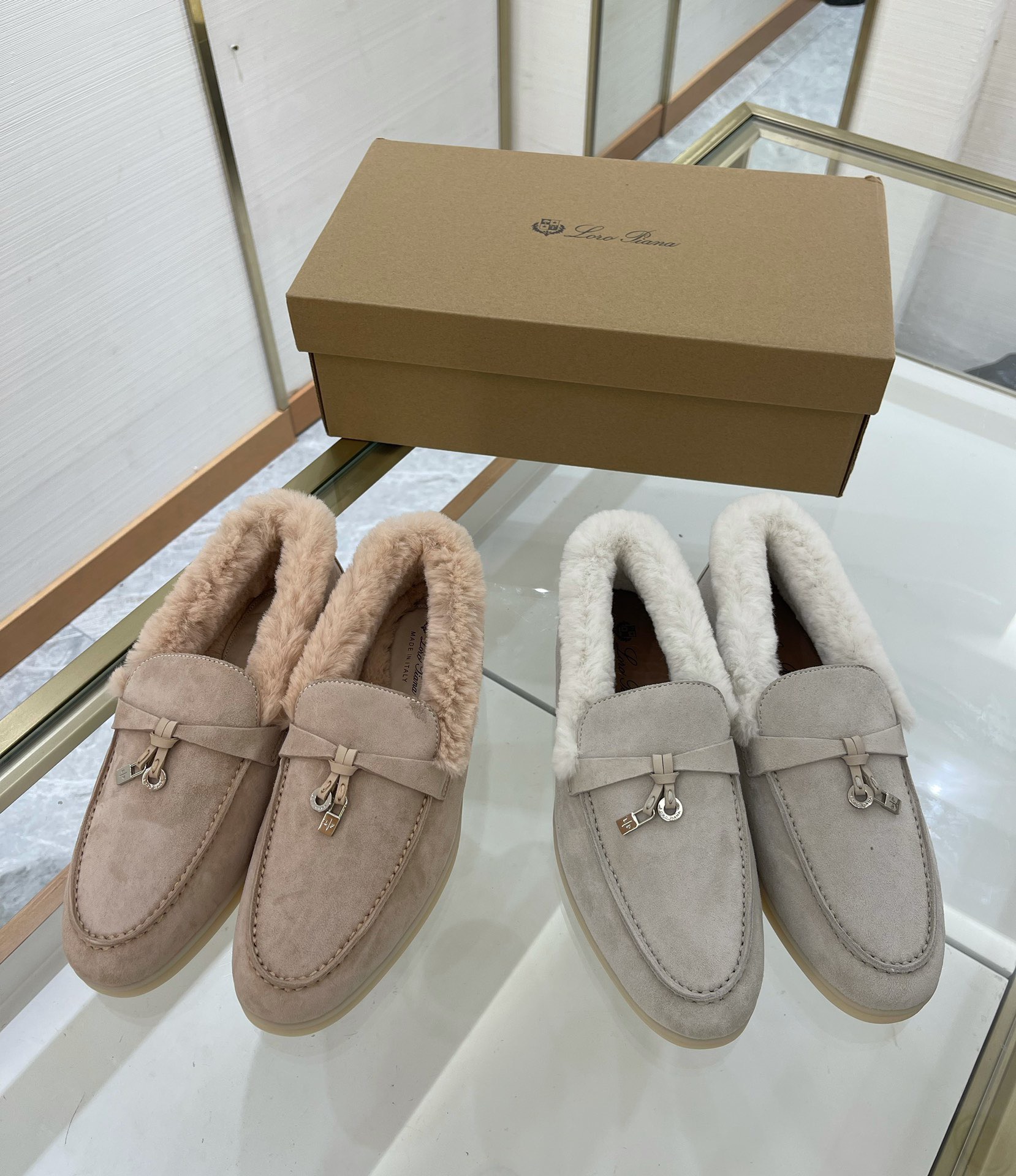 Women L*oro P*iana Top Loafer （）