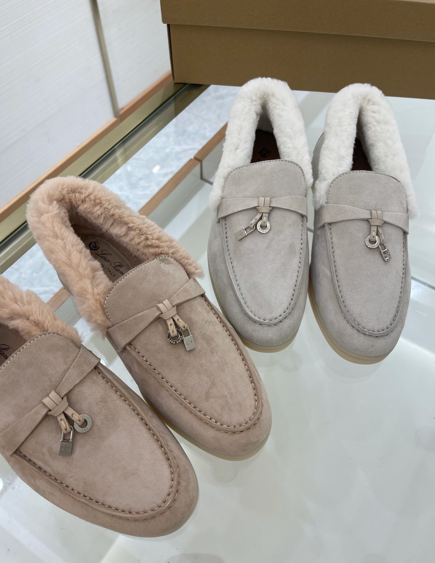 Women L*oro P*iana Top Loafer （）