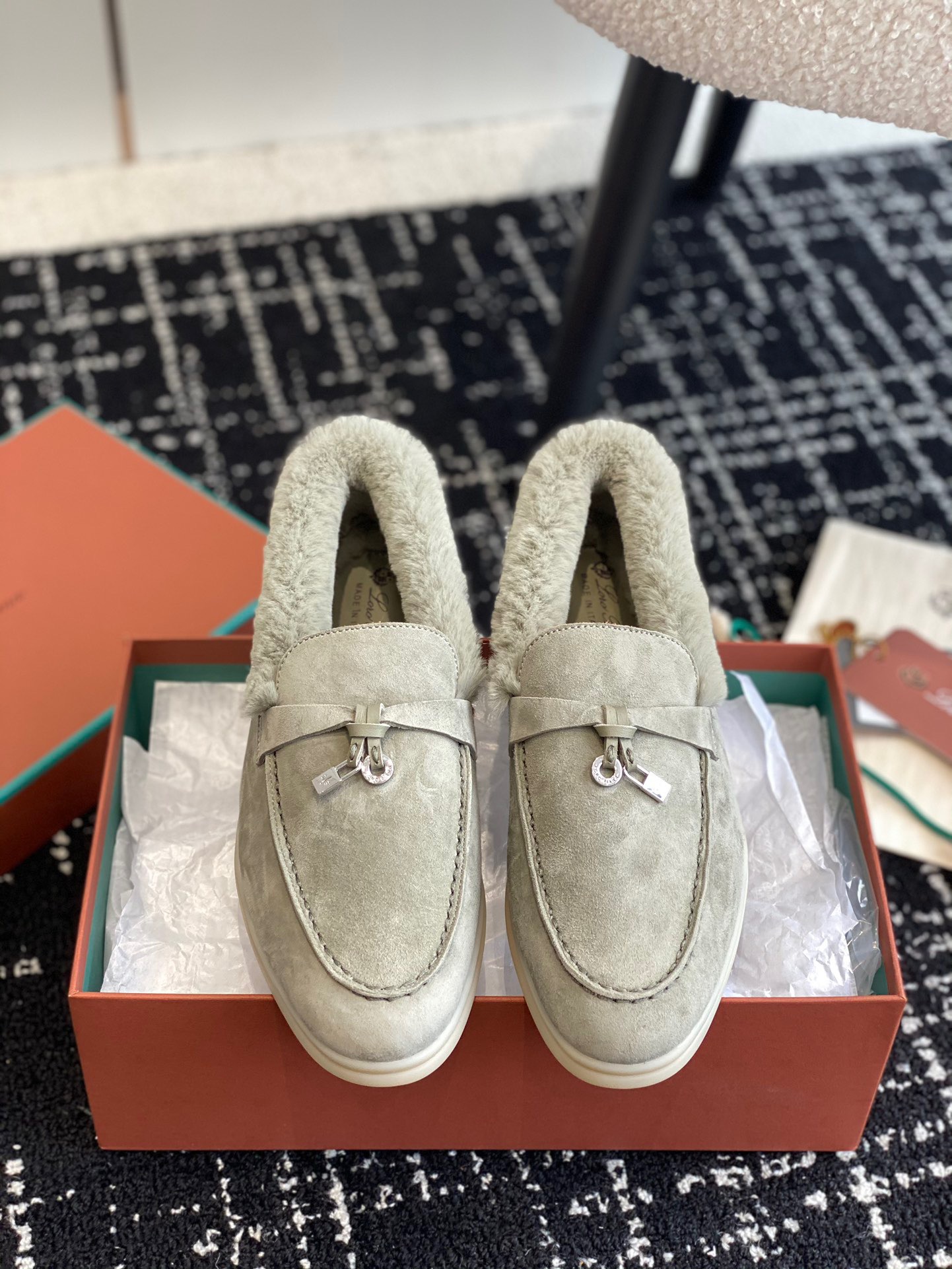 Women L*oro P*iana Top Loafer （）