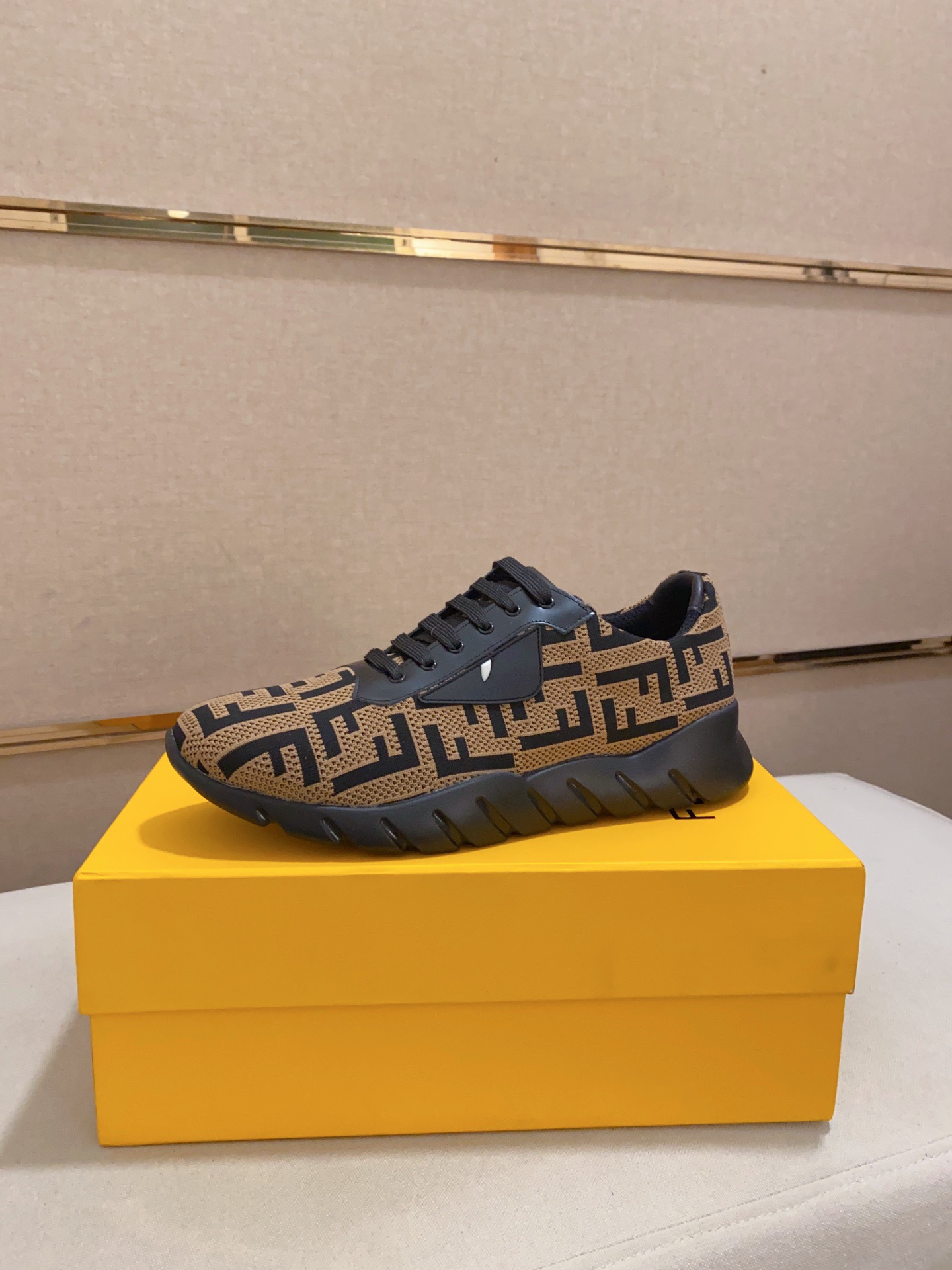 Men F*endi Top Sneaker